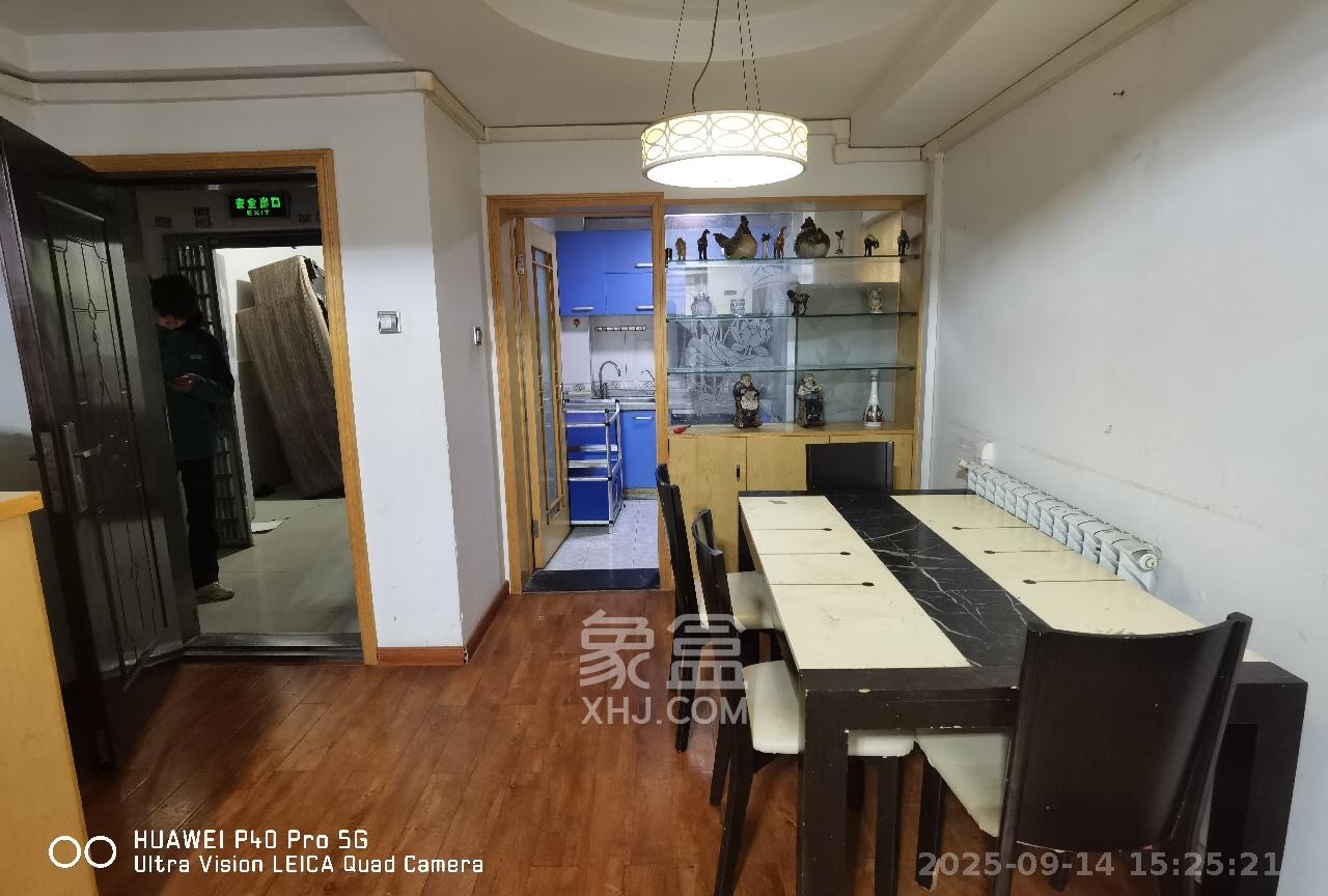 欧园  3室2厅2卫    2800.0元/月室内图