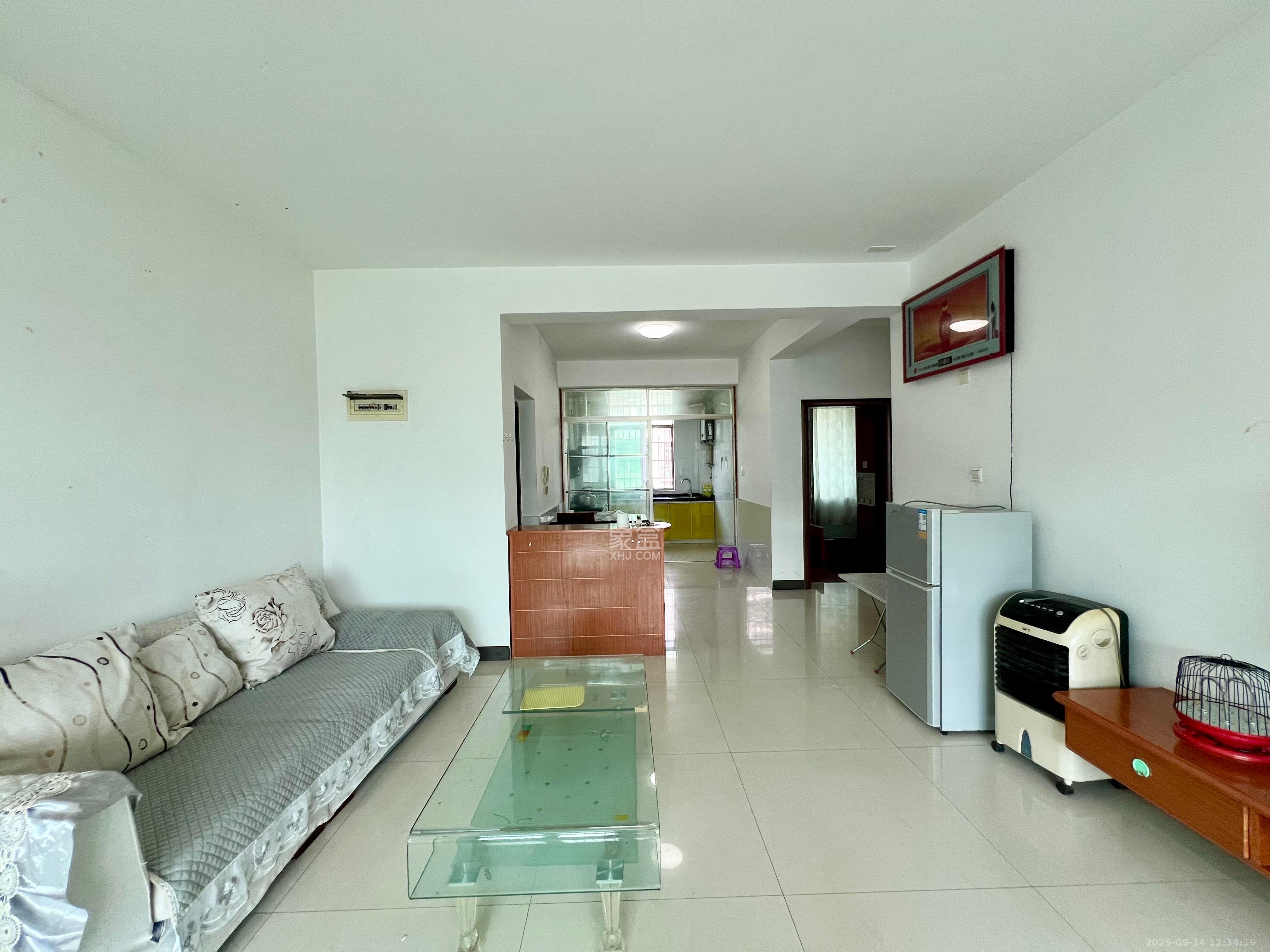 兴联创新小区 2室2厅1卫 1200.0元/月 兴联创新小区 2室2厅1卫 1200.0元/月室内图