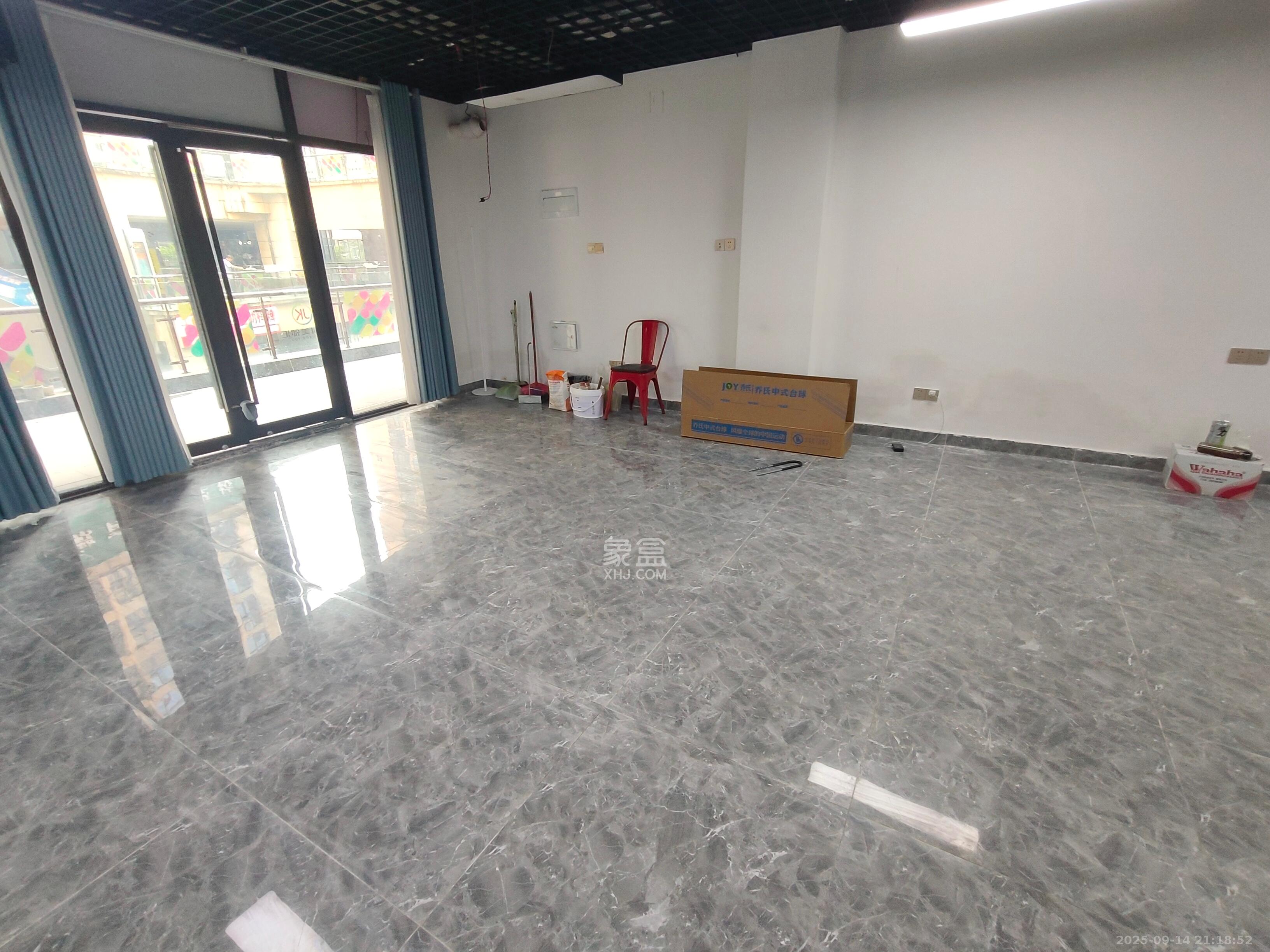 金科时代中心   75.0㎡      1800.0元/月室内图