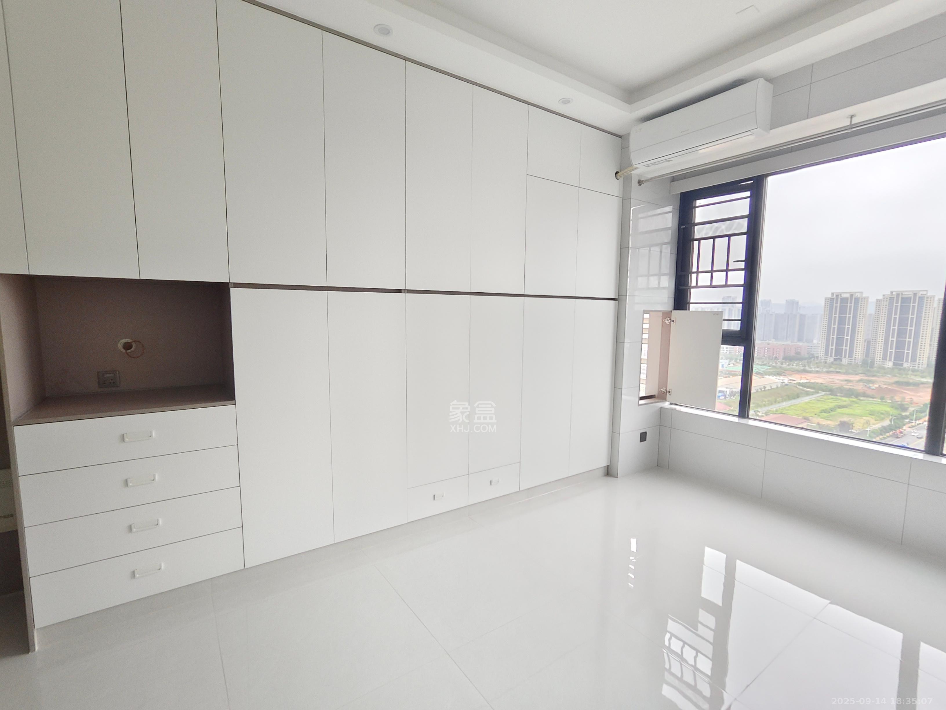 梅溪湖家居建材城 1室0厅0卫 1500.0元/月 梅溪湖家居建材城 1室0厅0卫 1500.0元/月室内图