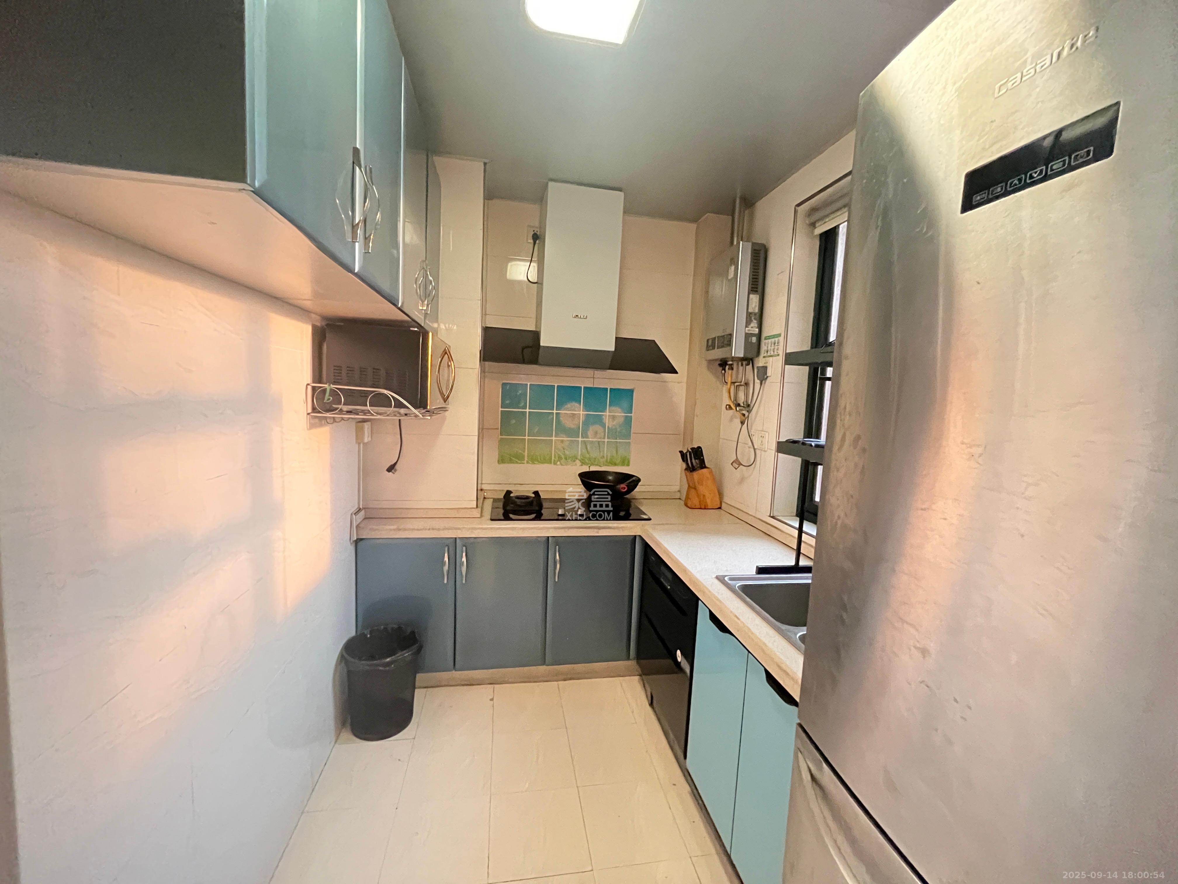 东玺门  3室2厅2卫    3200.0元/月 东玺门  3室2厅2卫    3200.0元/月室内图