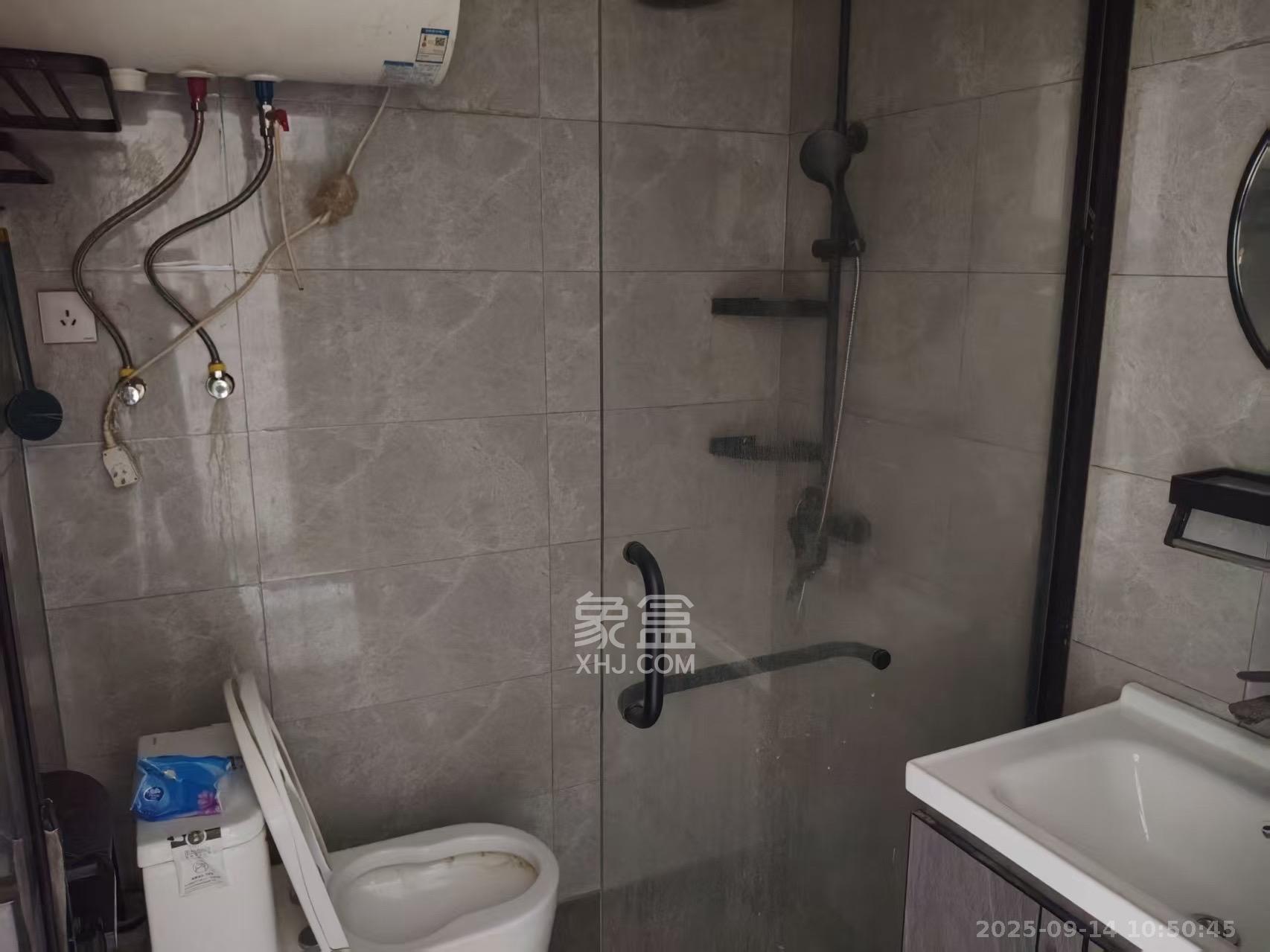 C-park天悦城(紫檀溪苑二期)  1室0厅0卫    1600.0元/月 C-park天悦城(紫檀溪苑二期)  1室0厅0卫    1600.0元/月室内图