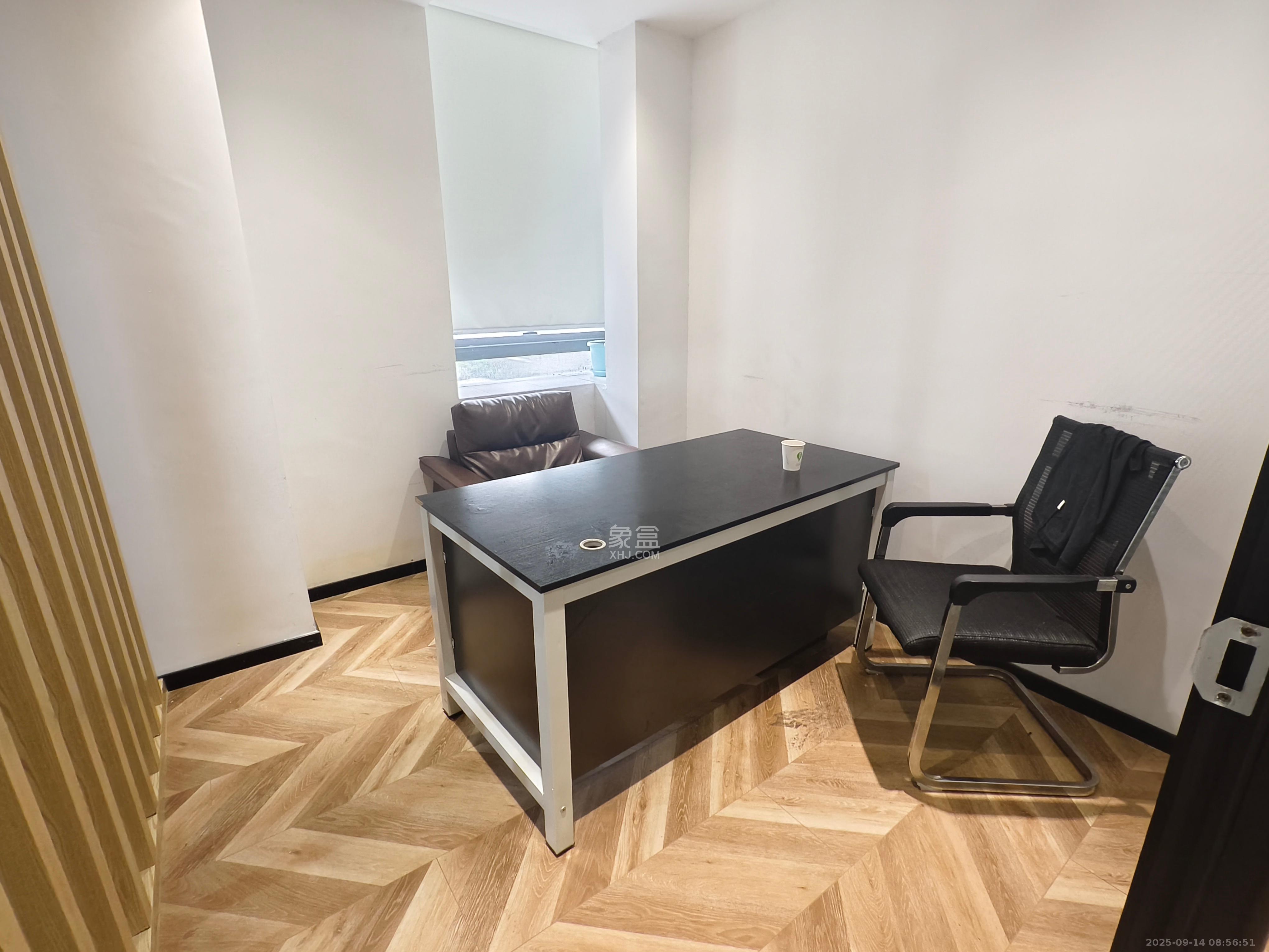 汇一城（汇壹公馆）  1室1厅1卫    1800.0元/月室内图