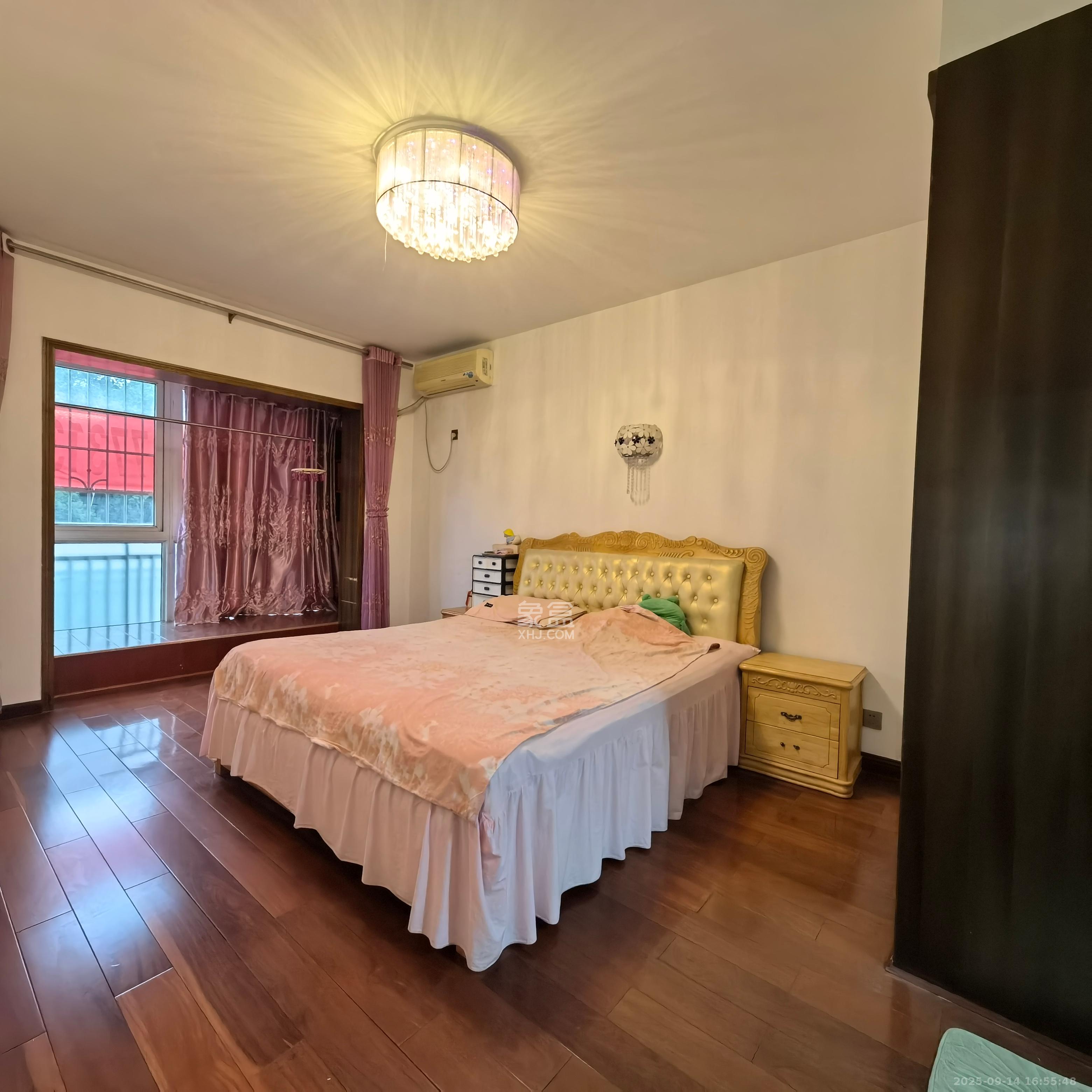 阳光丽景  3室2厅2卫    2000.0元/月室内图