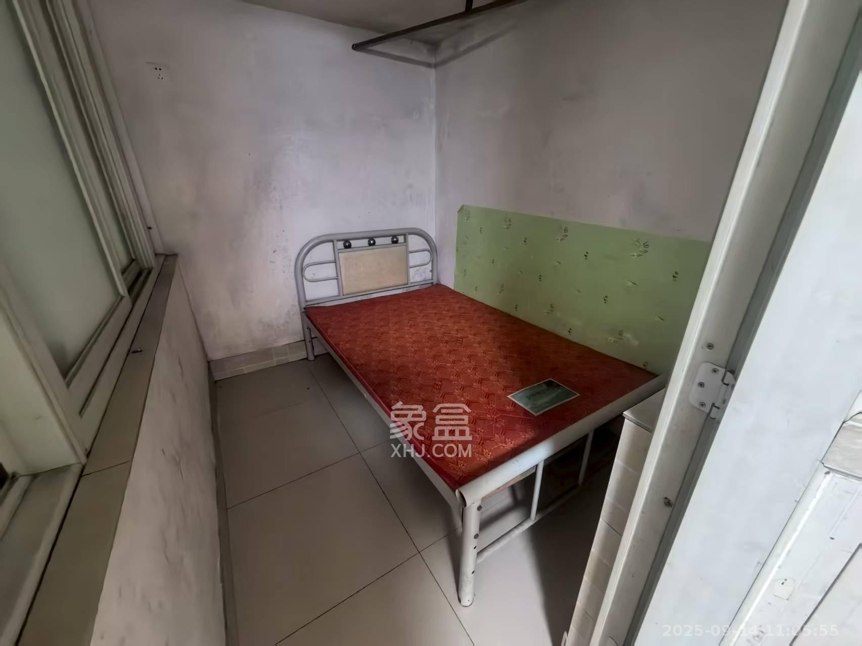 恩瑞麓山名园(龙王港小区) 2室1厅1卫 900.0元/月 恩瑞麓山名园(龙王港小区) 2室1厅1卫 900.0元/月室内图