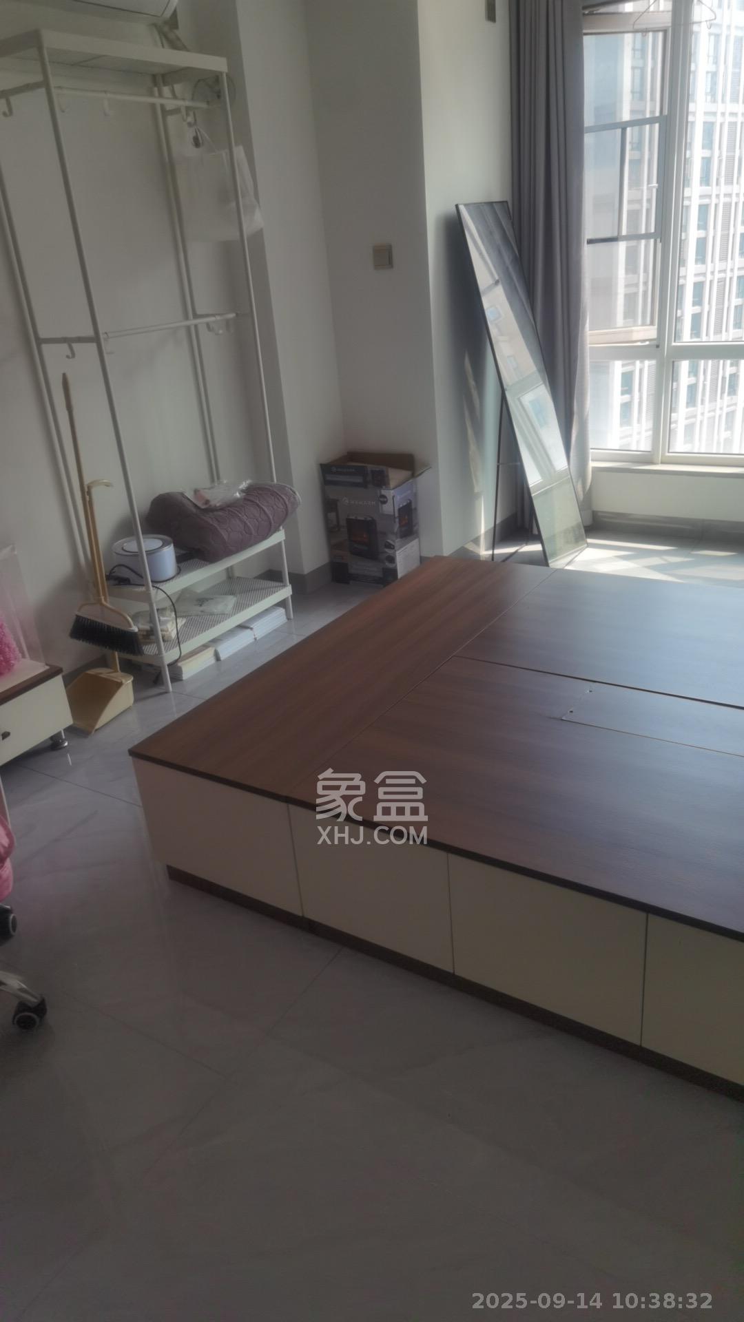 金地铂悦 1室1厅1卫 1200.0元/月 金地铂悦 1室1厅1卫 1200.0元/月室内图