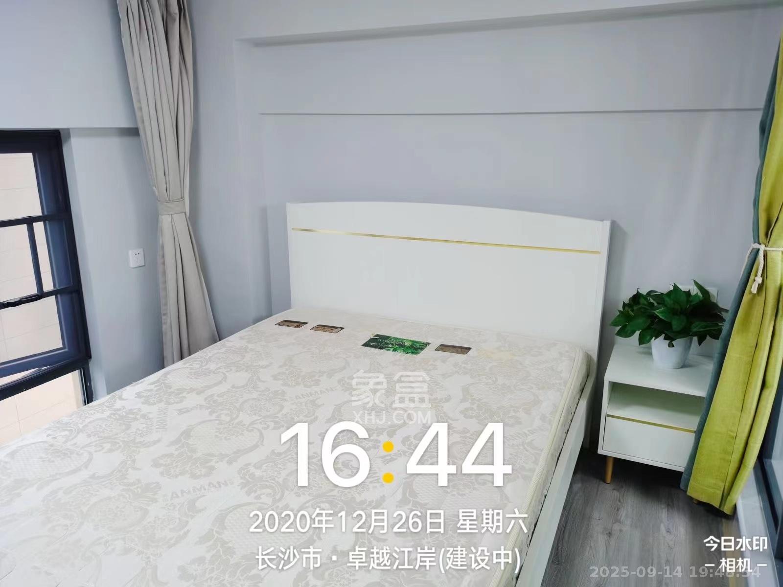 荣盛花语书苑  2室2厅1卫    2200.0元/月室内图