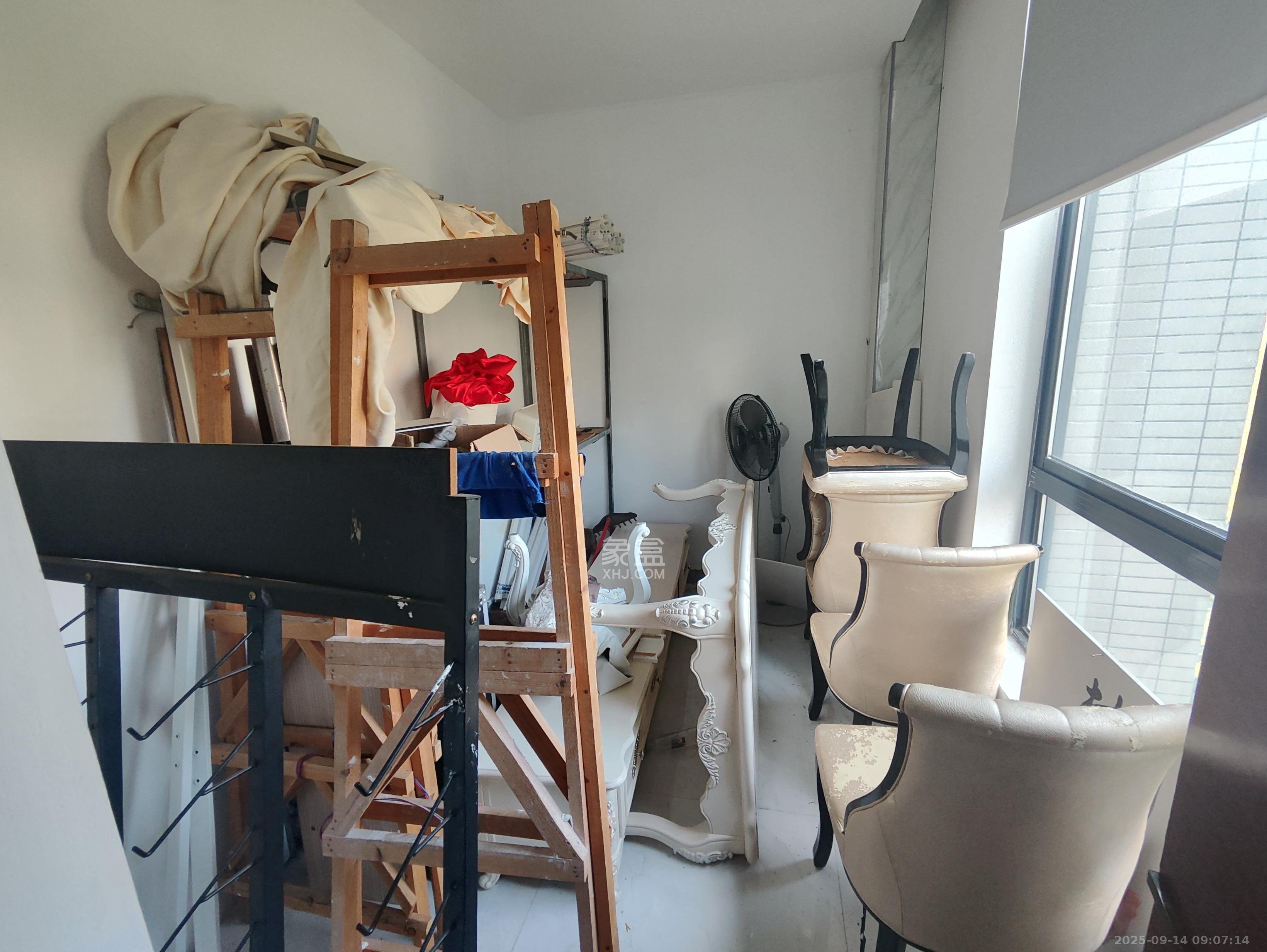 国际企业中心   295.74㎡      10000.0元/月室内图