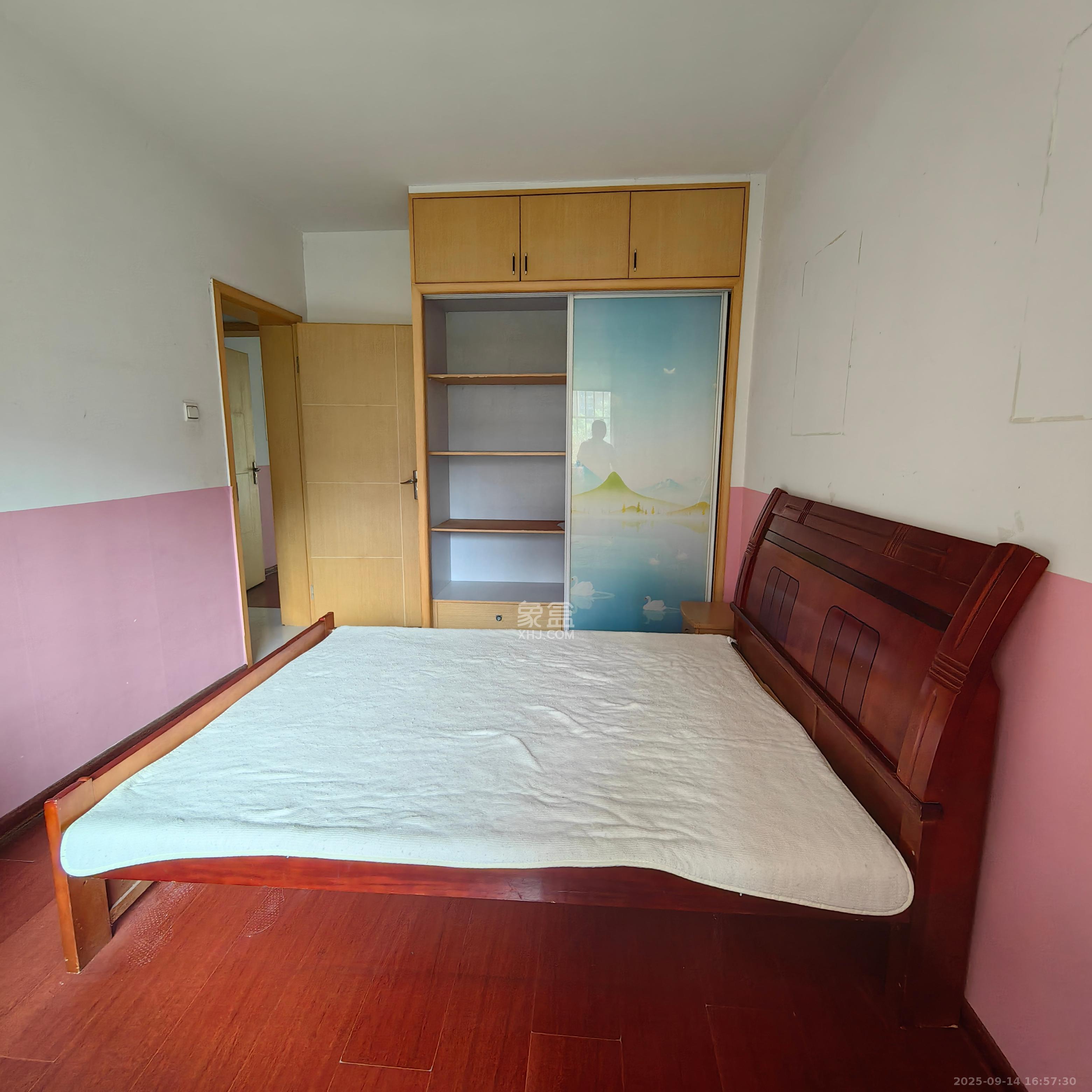 星城雅郡  3室2厅2卫    1600.0元/月室内图