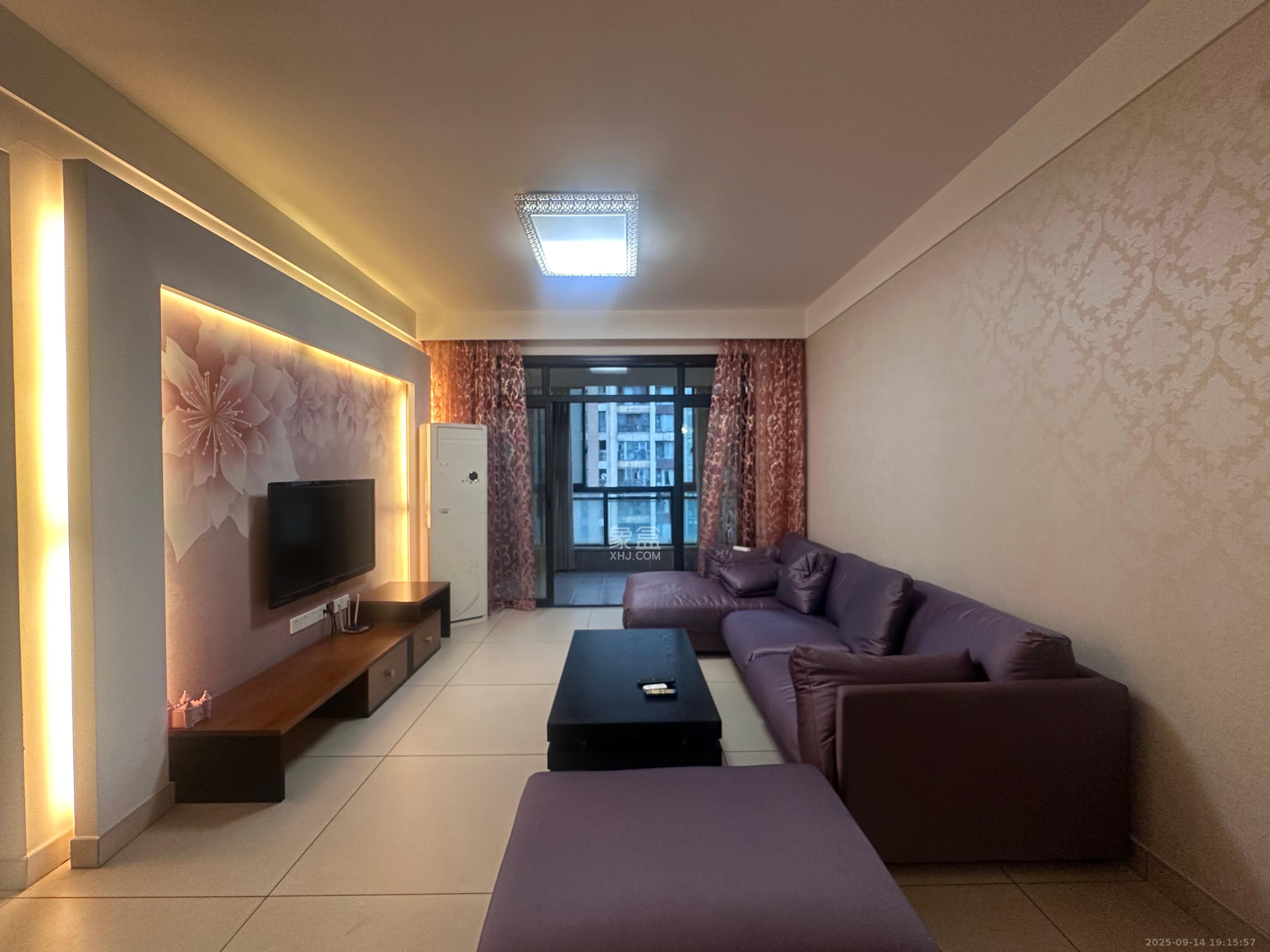 藏珑湖上国际花园 2室2厅1卫 2800.0元/月 藏珑湖上国际花园 2室2厅1卫 2800.0元/月室内图