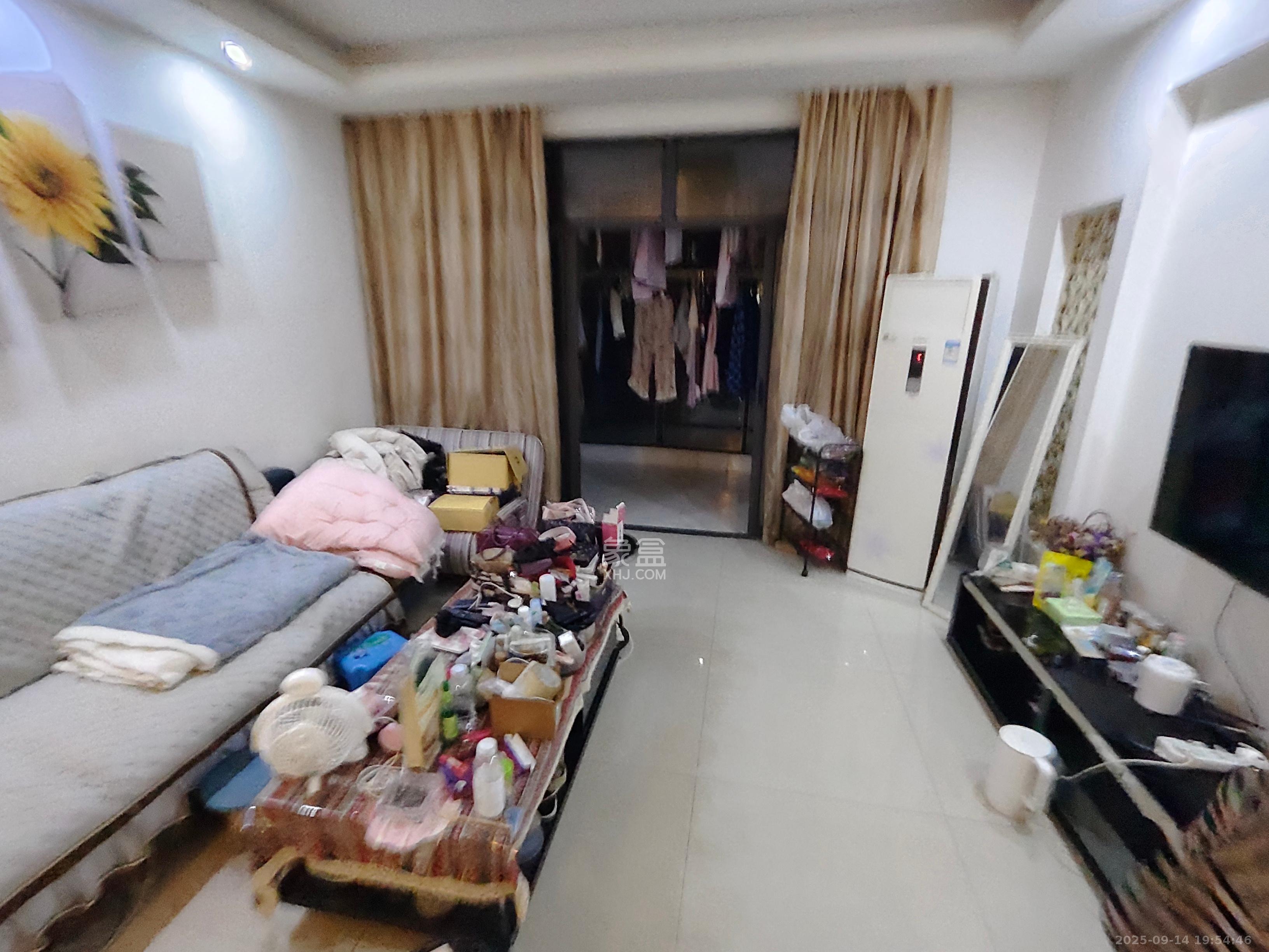 兴威帕克水岸  3室2厅1卫    2200.0元/月室内图