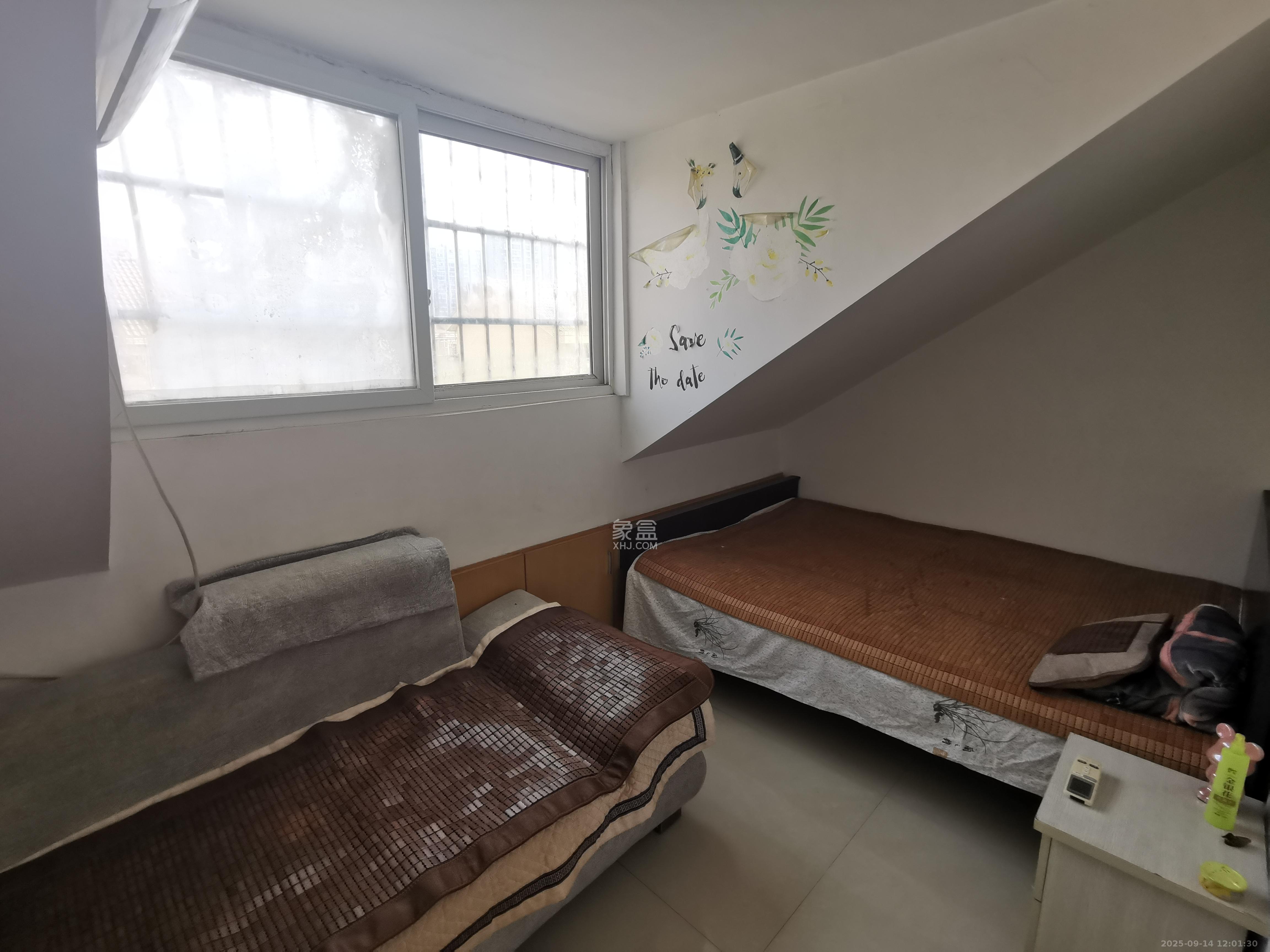 鄱阳小区 1室1厅1卫 900.0元/月 鄱阳小区 1室1厅1卫 900.0元/月室内图