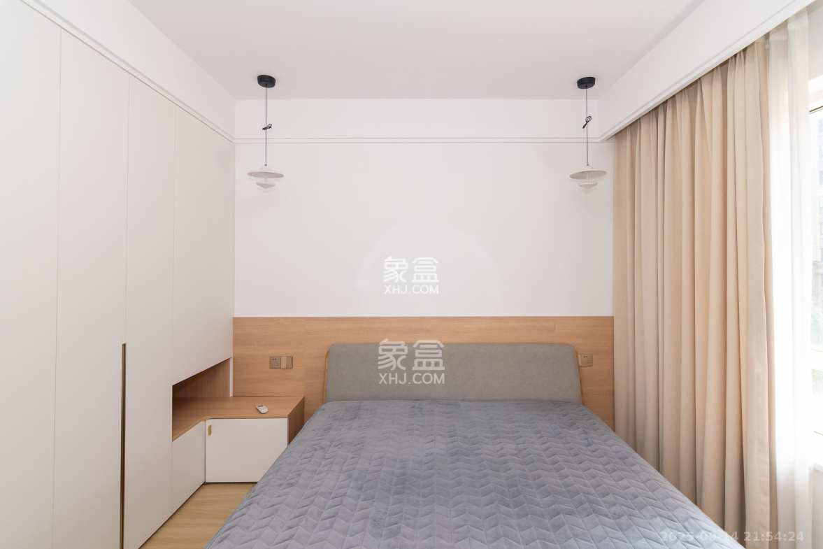 春晖花园 4室2厅1卫 98.80万 春晖花园 4室2厅1卫 98.80万卧室