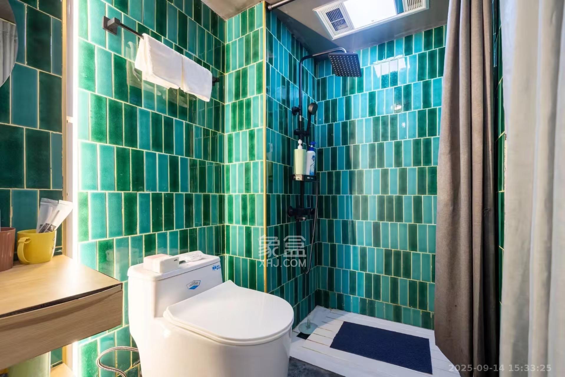 汀兰雅苑  1室1厅1卫    2300.0元/月室内图