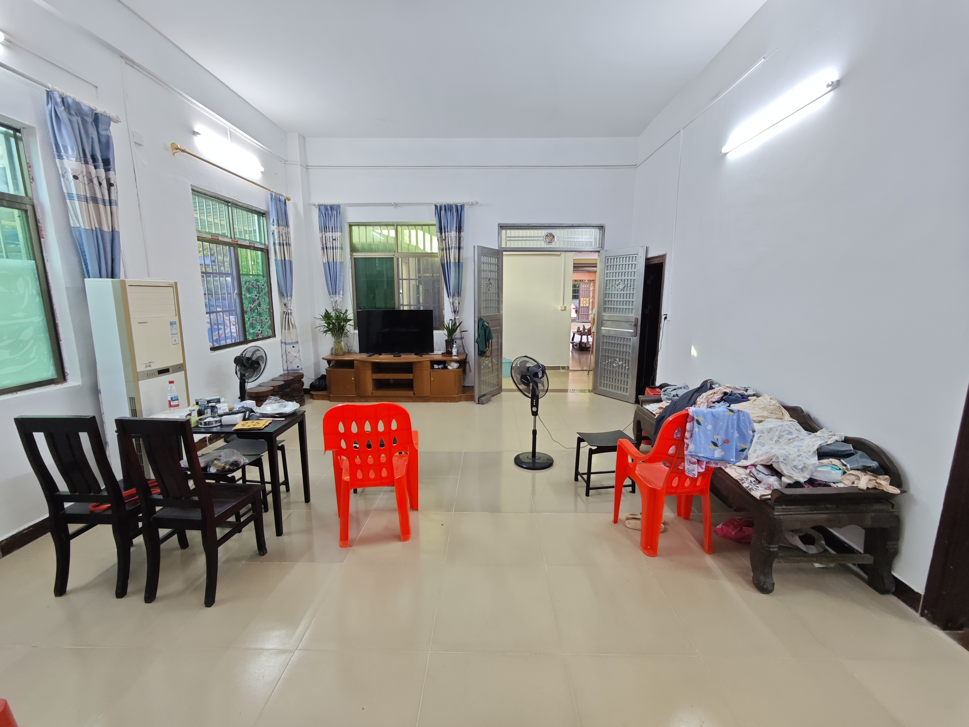 东头村独栋小院 6室2厅3卫 4000.0元/月 东头村独栋小院 6室2厅3卫 4000.0元/月室内图