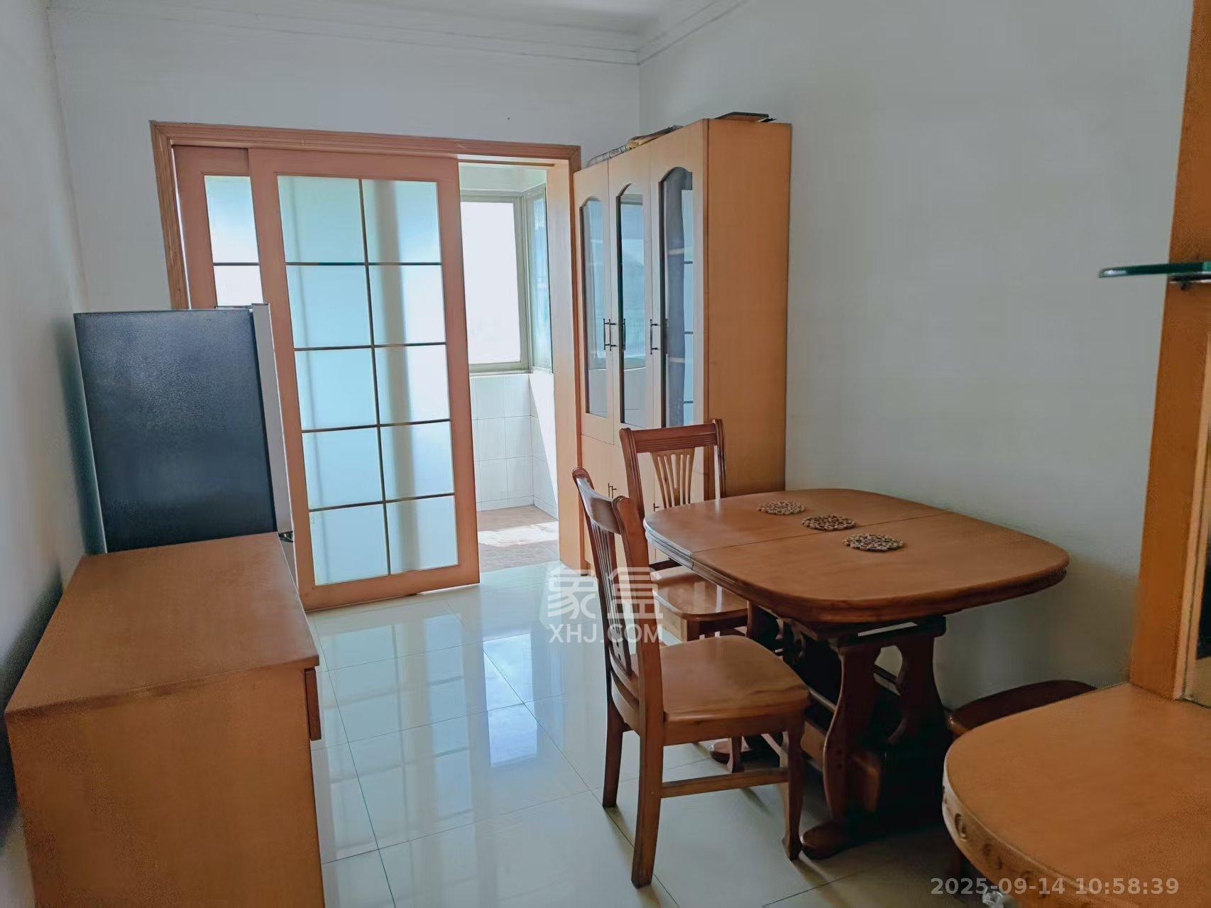 阳明山庄  2室2厅1卫    1800.0元/月 阳明山庄  2室2厅1卫    1800.0元/月室内图