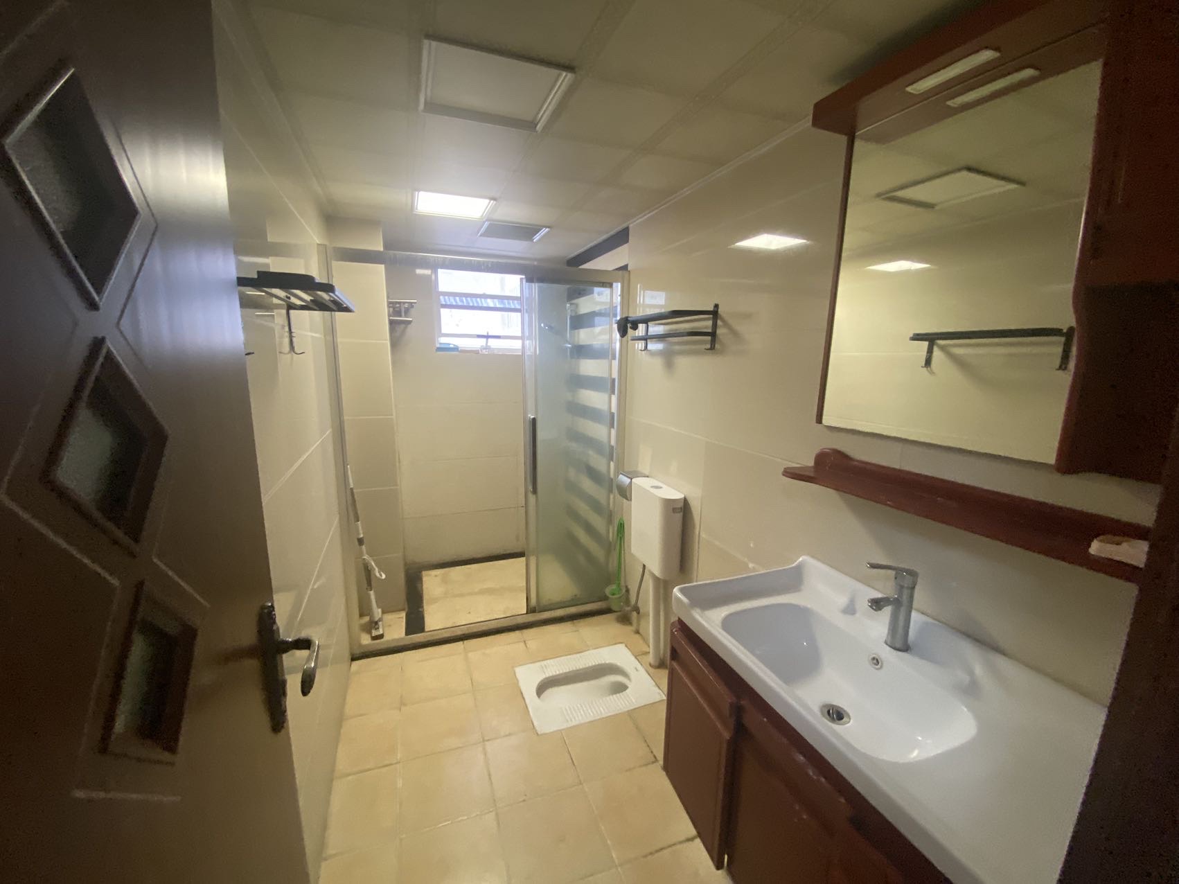 海航城 4室2厅2卫 2600.0元/月 海航城 4室2厅2卫 2600.0元/月室内图