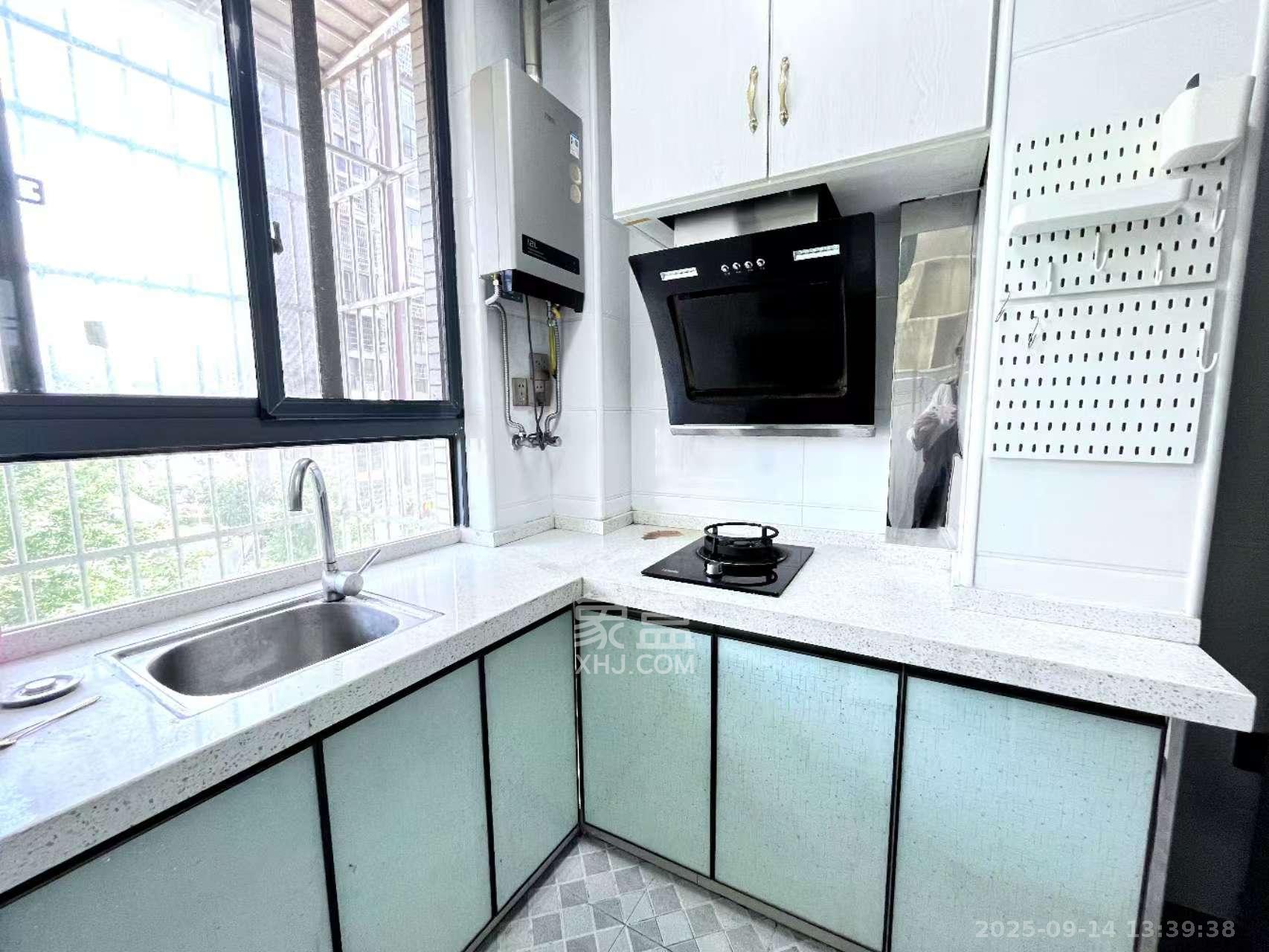 望兴景园二期（望兴西西里）  1室1厅1卫    1800.0元/月室内图