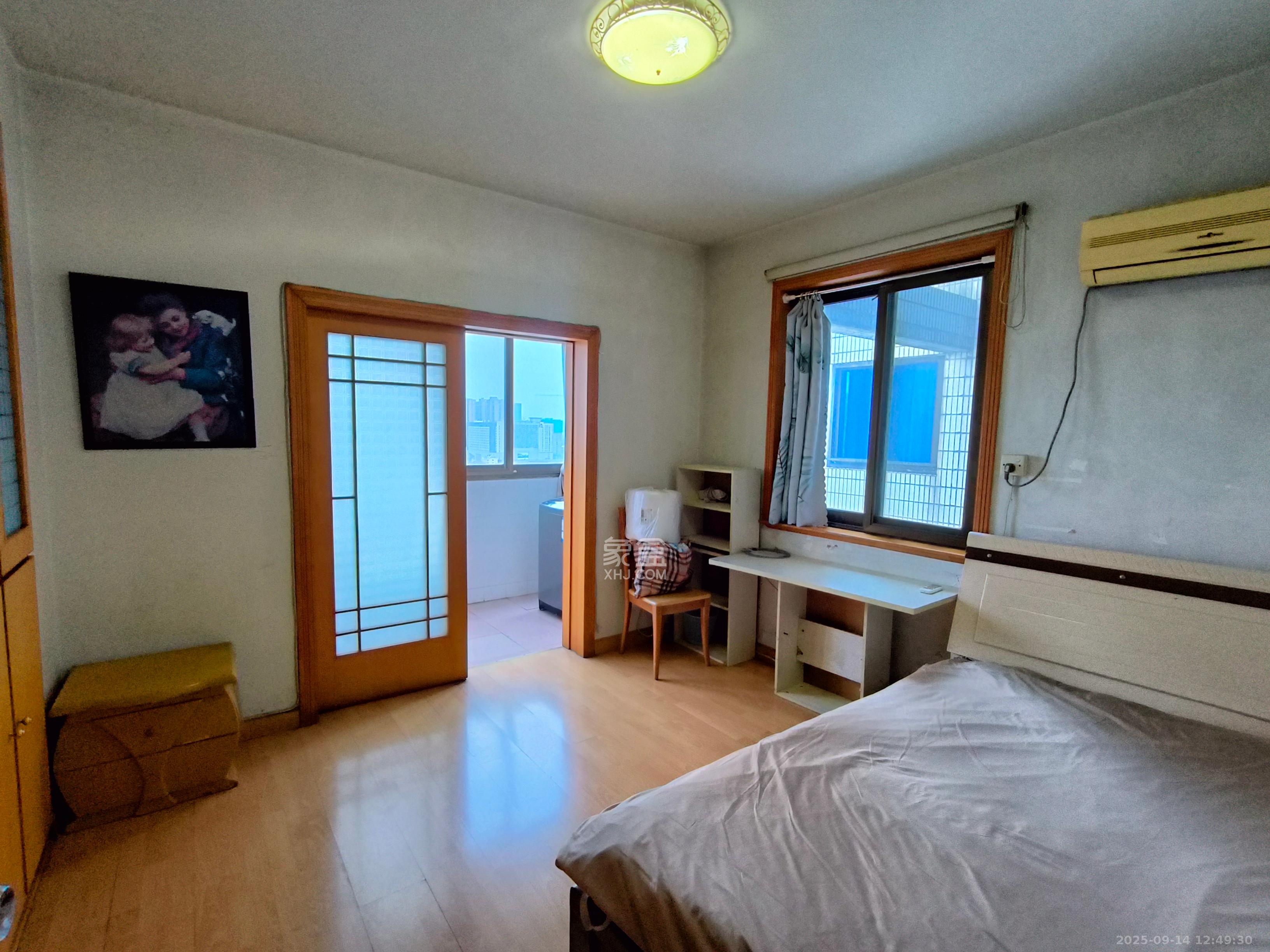 银园公寓（芙蓉区）  3室1厅1卫    2600.0元/月室内图