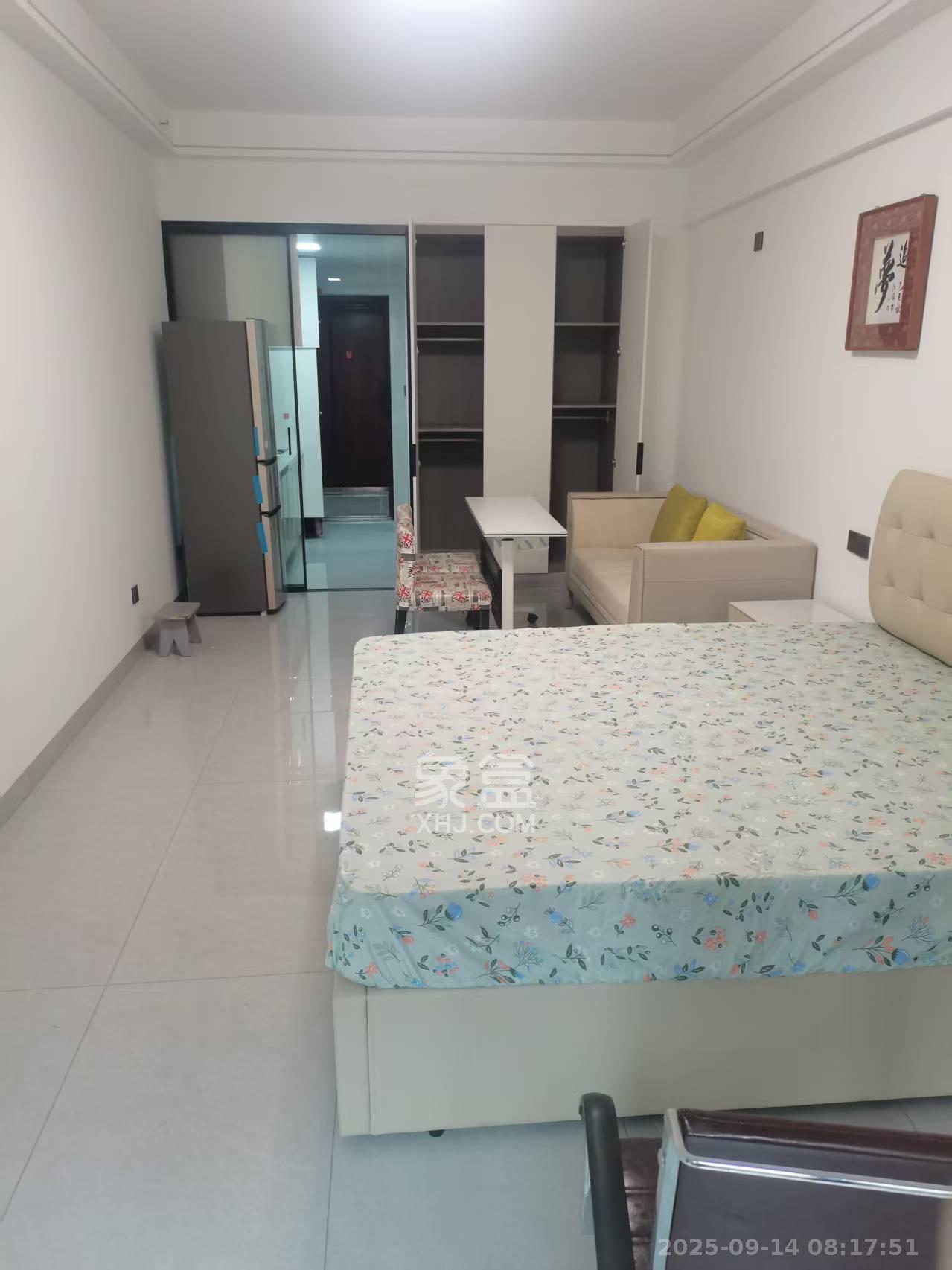 星沙算中心  1室1厅1卫    1600.0元/月 星沙算中心  1室1厅1卫    1600.0元/月