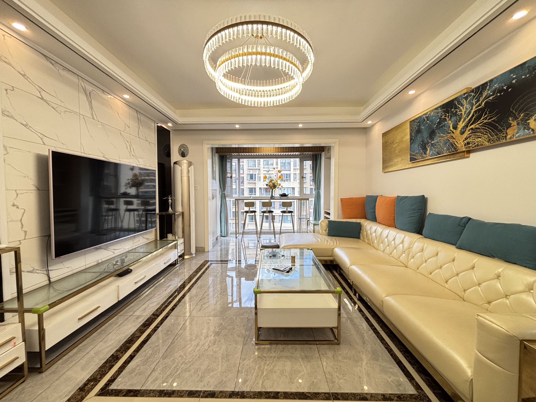 颐养公社阳光城  3室2厅2卫    180.0万 颐养公社阳光城  3室2厅2卫    180.0万室内图