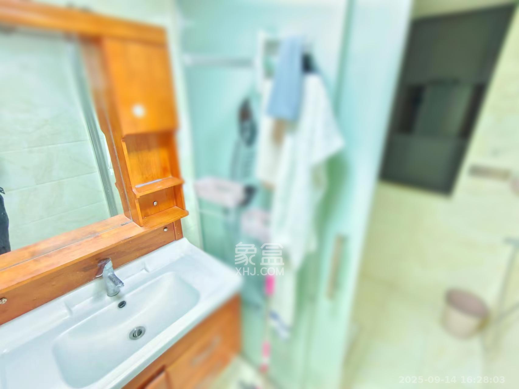 奥克斯缔壹城  3室2厅1卫    2200.0元/月室内图