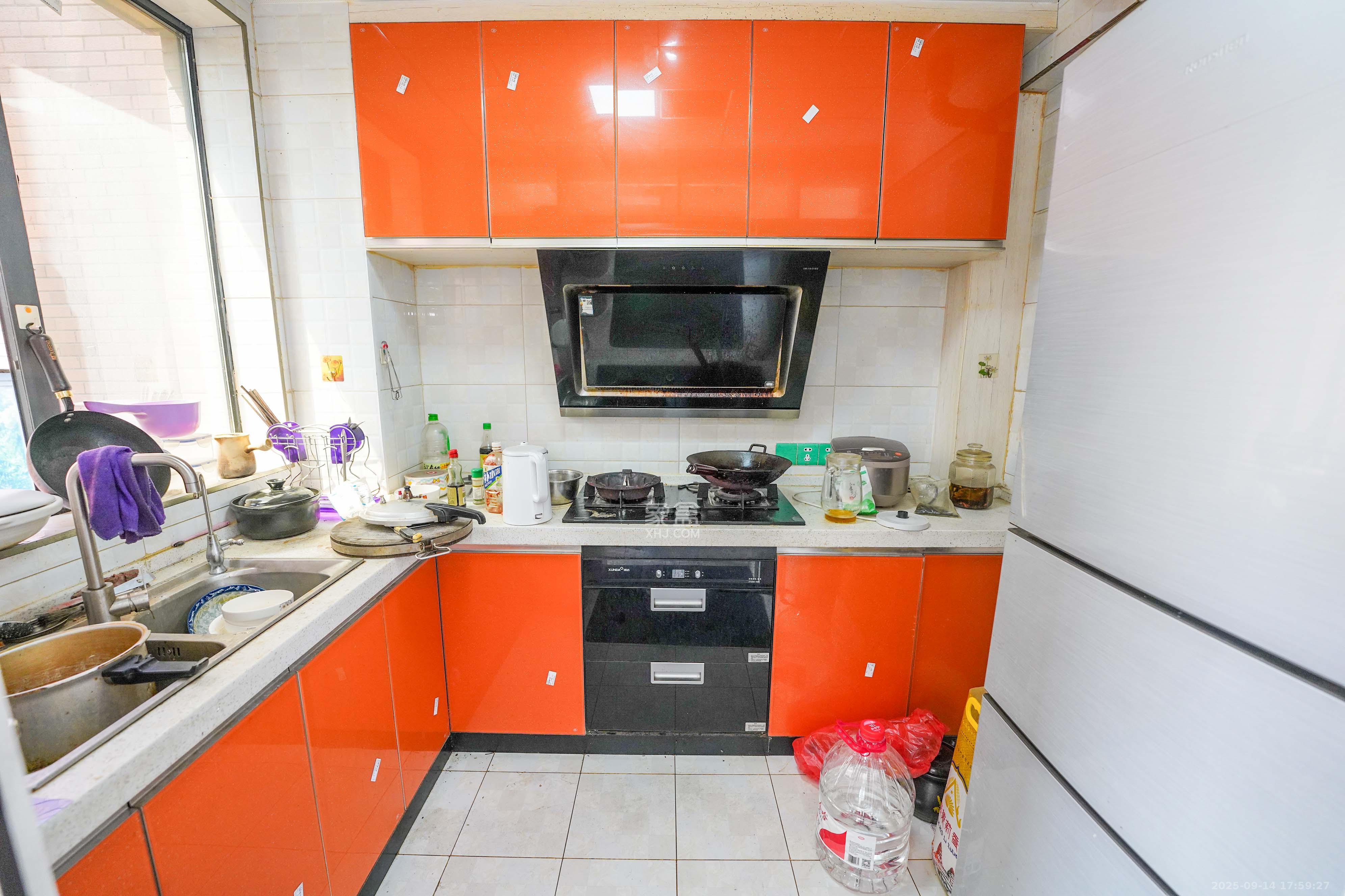 金谷豪庭 4室2厅2卫 69.8万 金谷豪庭 4室2厅2卫 69.8万其他