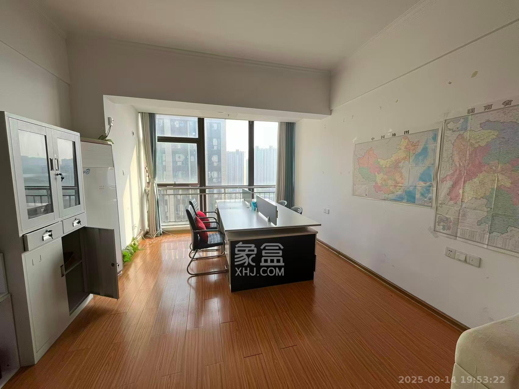 乐尚城  1室1厅1卫    1800.0元/月室内图