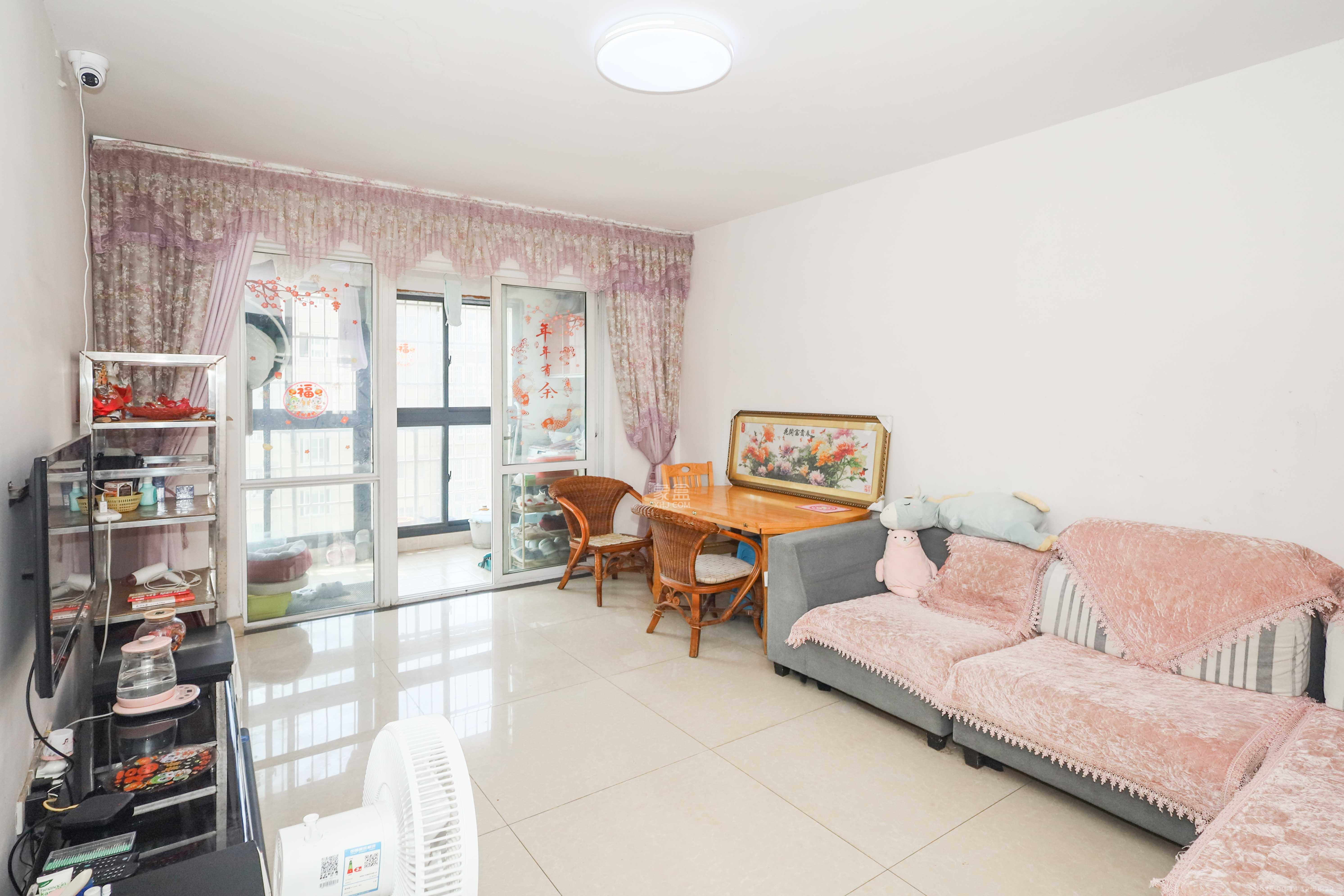 可可小城(麓谷可可小城) 2室2厅1卫 76.8万 可可小城(麓谷可可小城) 2室2厅1卫 76.8万客厅