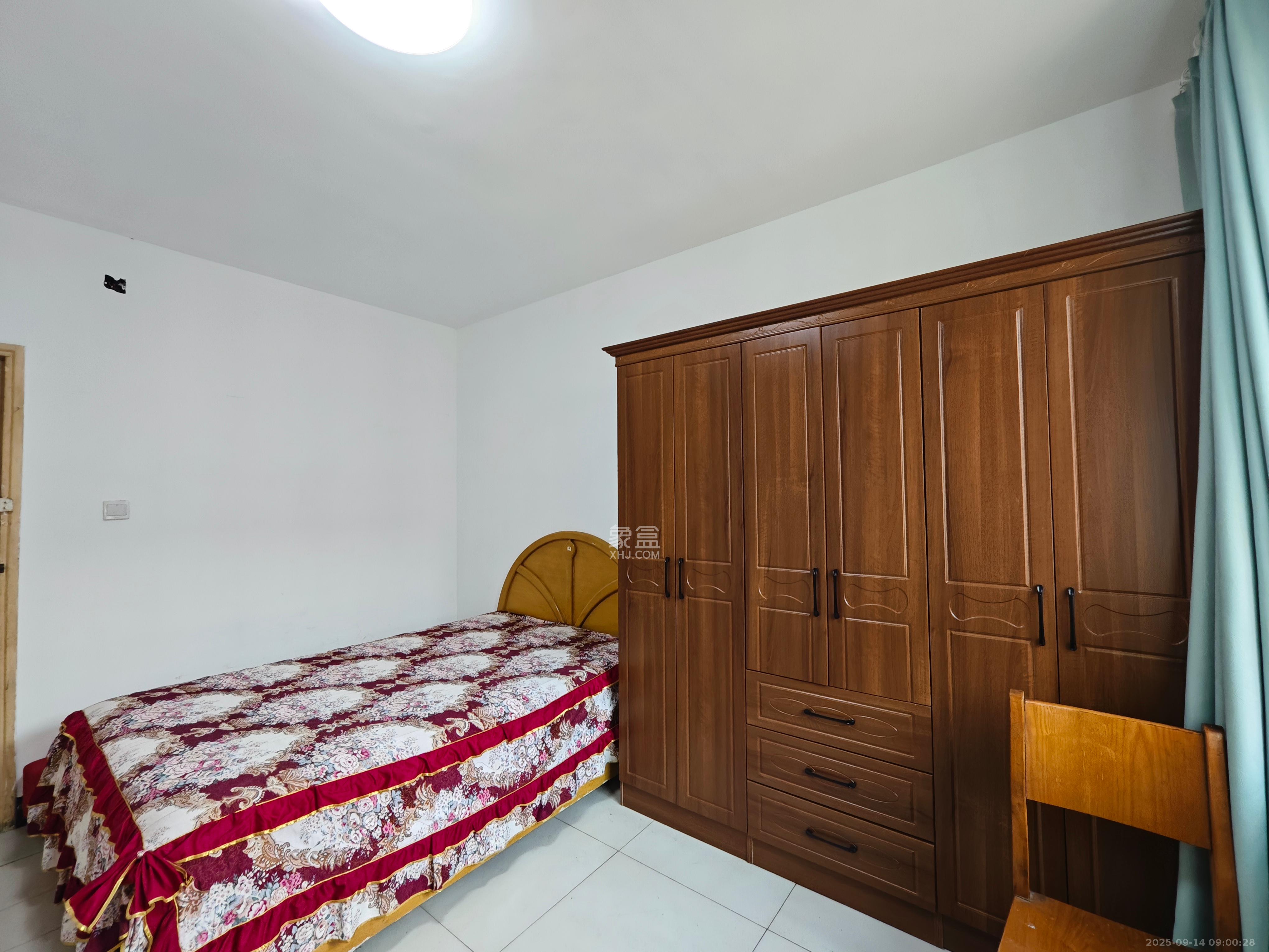 天鸿小区 2室1厅1卫 1600.0元/月 天鸿小区 2室1厅1卫 1600.0元/月室内图