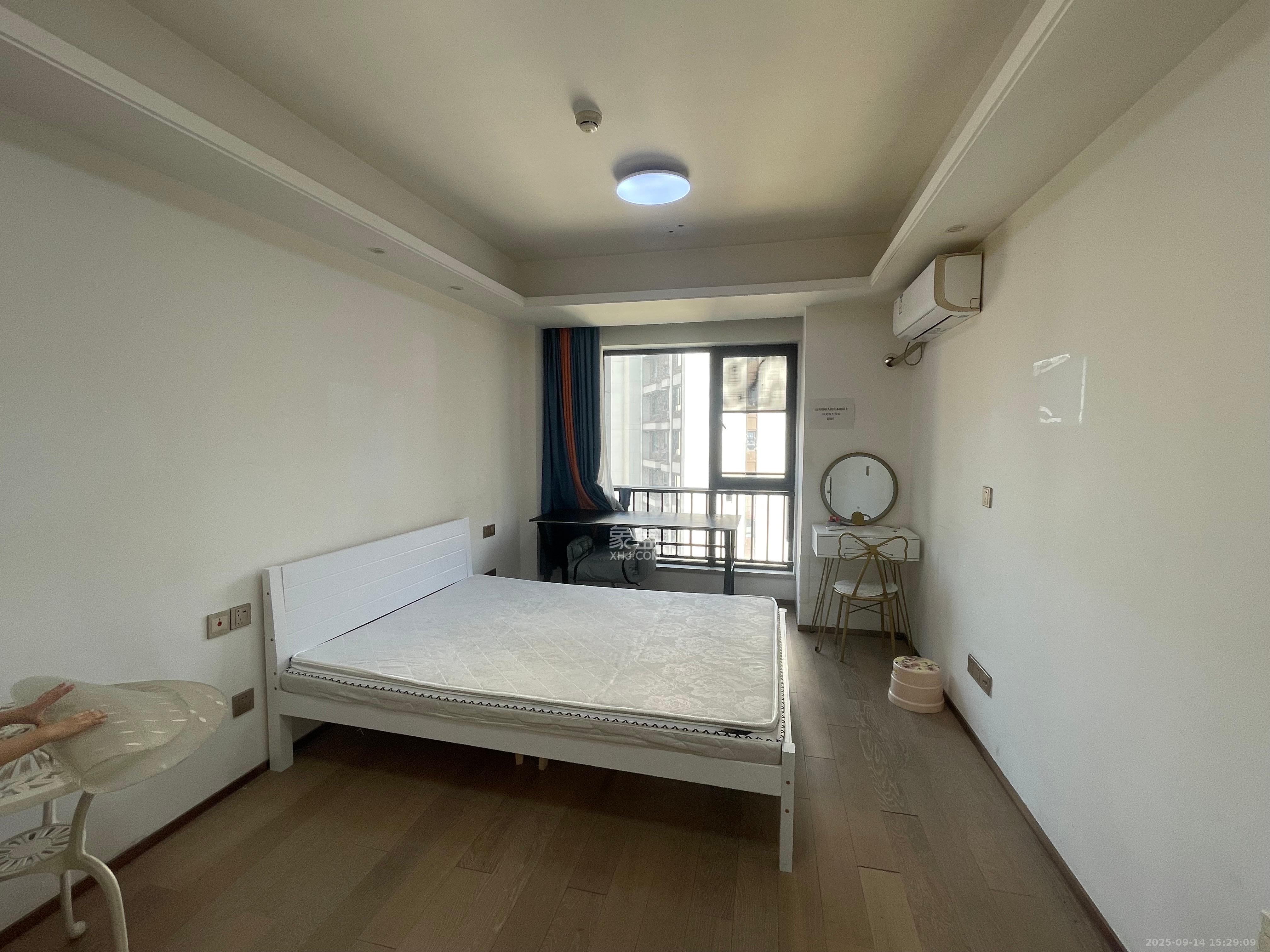 旭辉华宇南宸府 1室0厅0卫 1200.0元/月 旭辉华宇南宸府 1室0厅0卫 1200.0元/月室内图