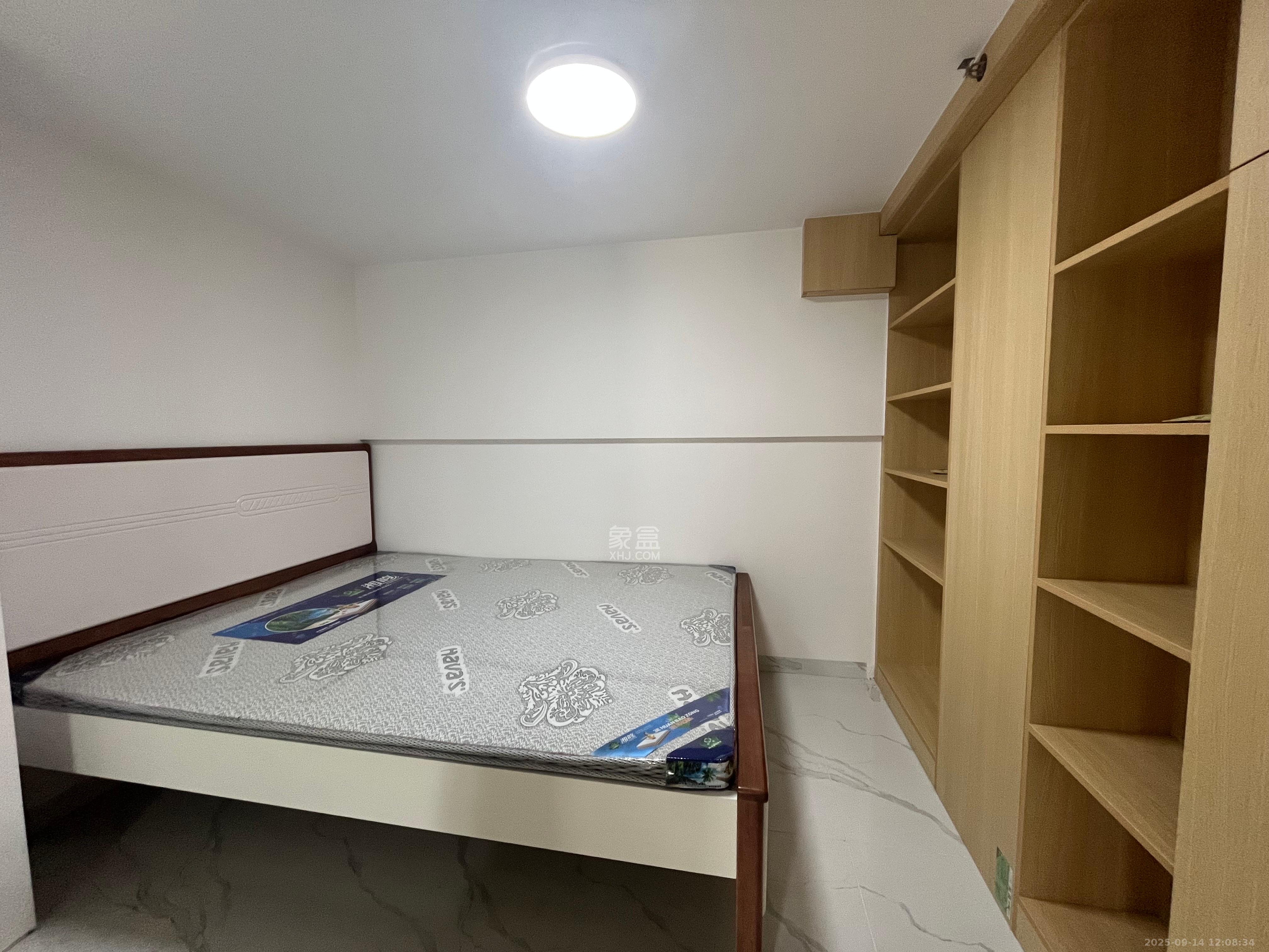 新城悦隽公园  2室1厅1卫    1600.0元/月室内图