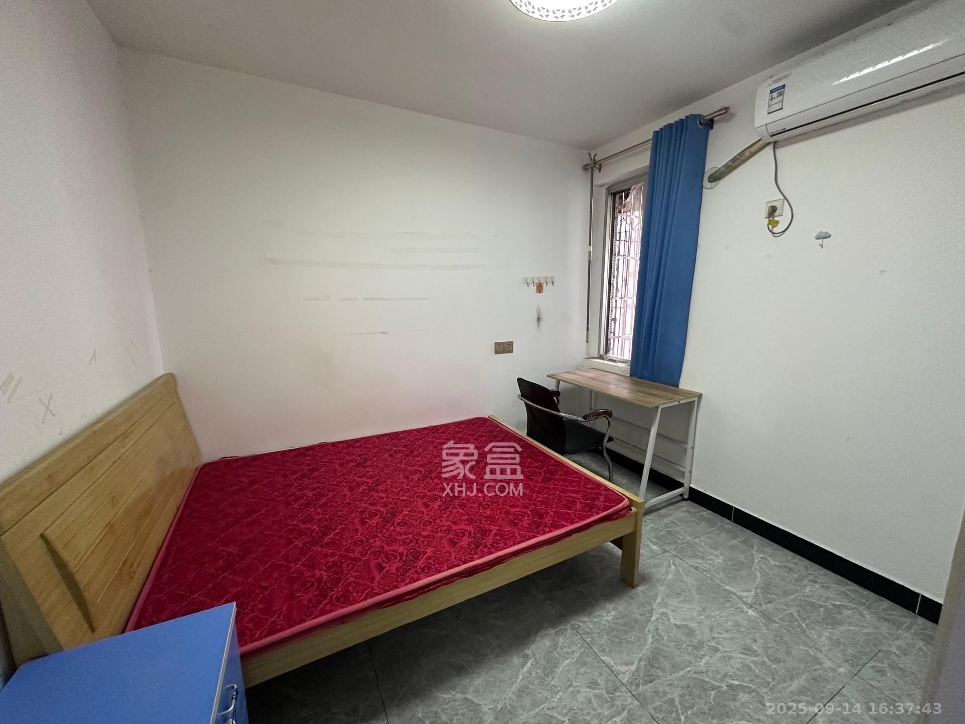 南建公寓 1室2厅2卫 1800.0元/月 南建公寓 1室2厅2卫 1800.0元/月室内图