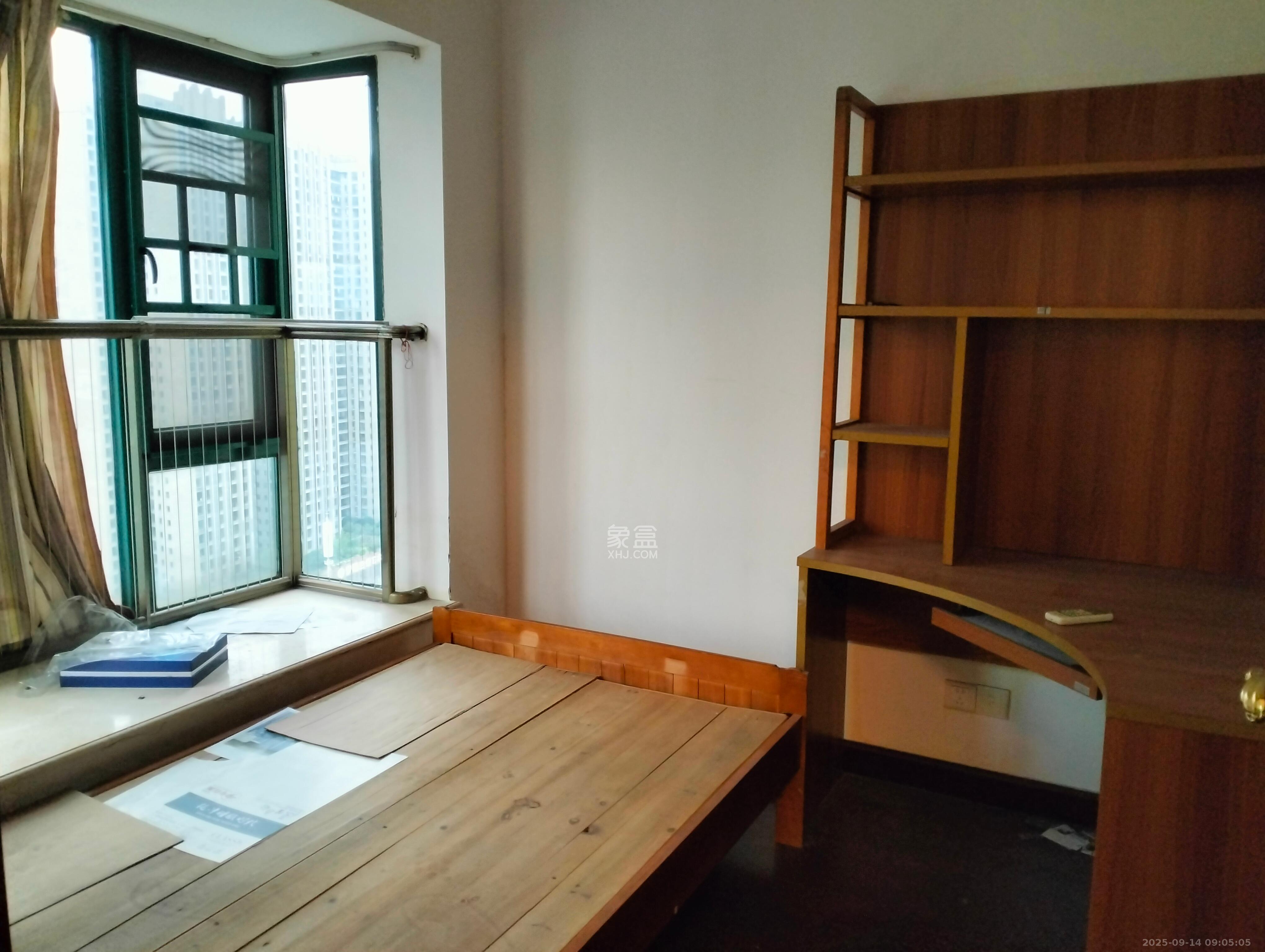 恒大华府 3室2厅1卫 2200.0元/月 恒大华府 3室2厅1卫 2200.0元/月室内图