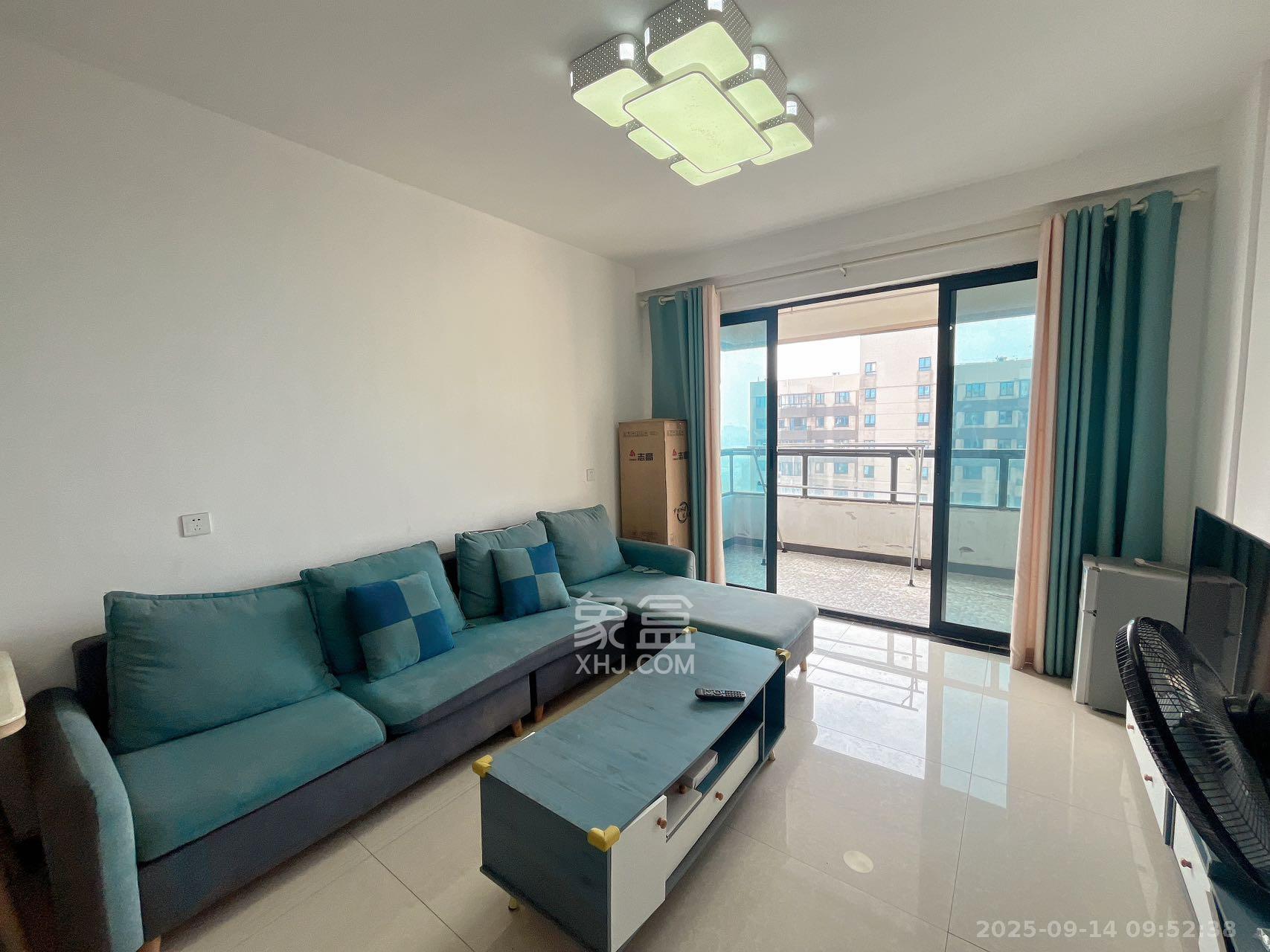 长房云时代  3室1厅1卫    2100.0元/月室内图