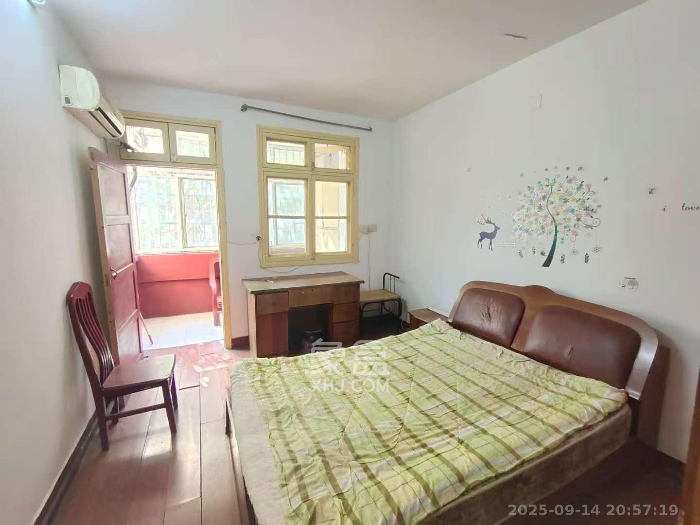 韭菜园  1室0厅0卫    2000.0元/月室内图