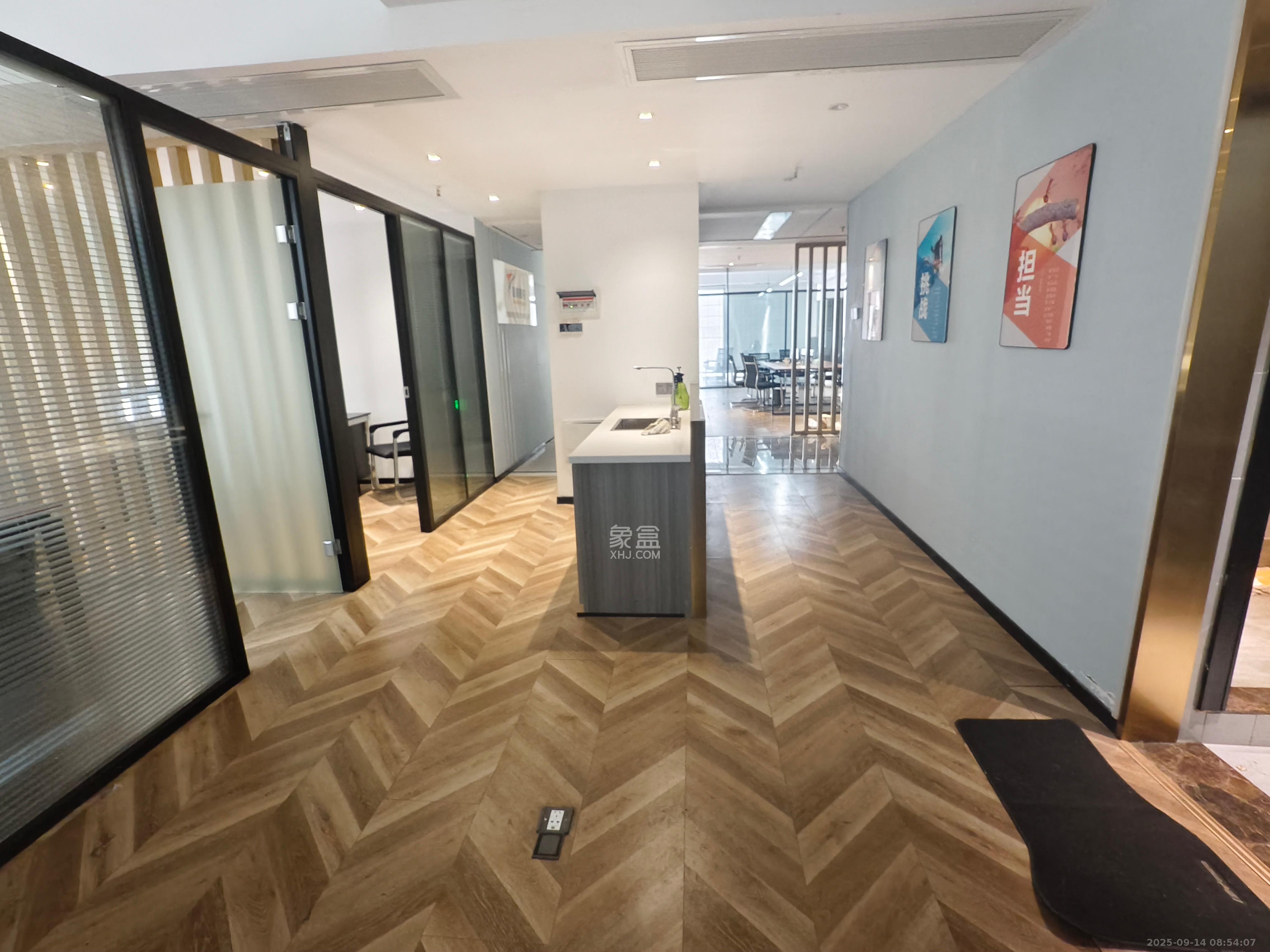 汇一城(汇壹公馆) 1室1厅1卫 1800.0元/月 汇一城(汇壹公馆) 1室1厅1卫 1800.0元/月室内图