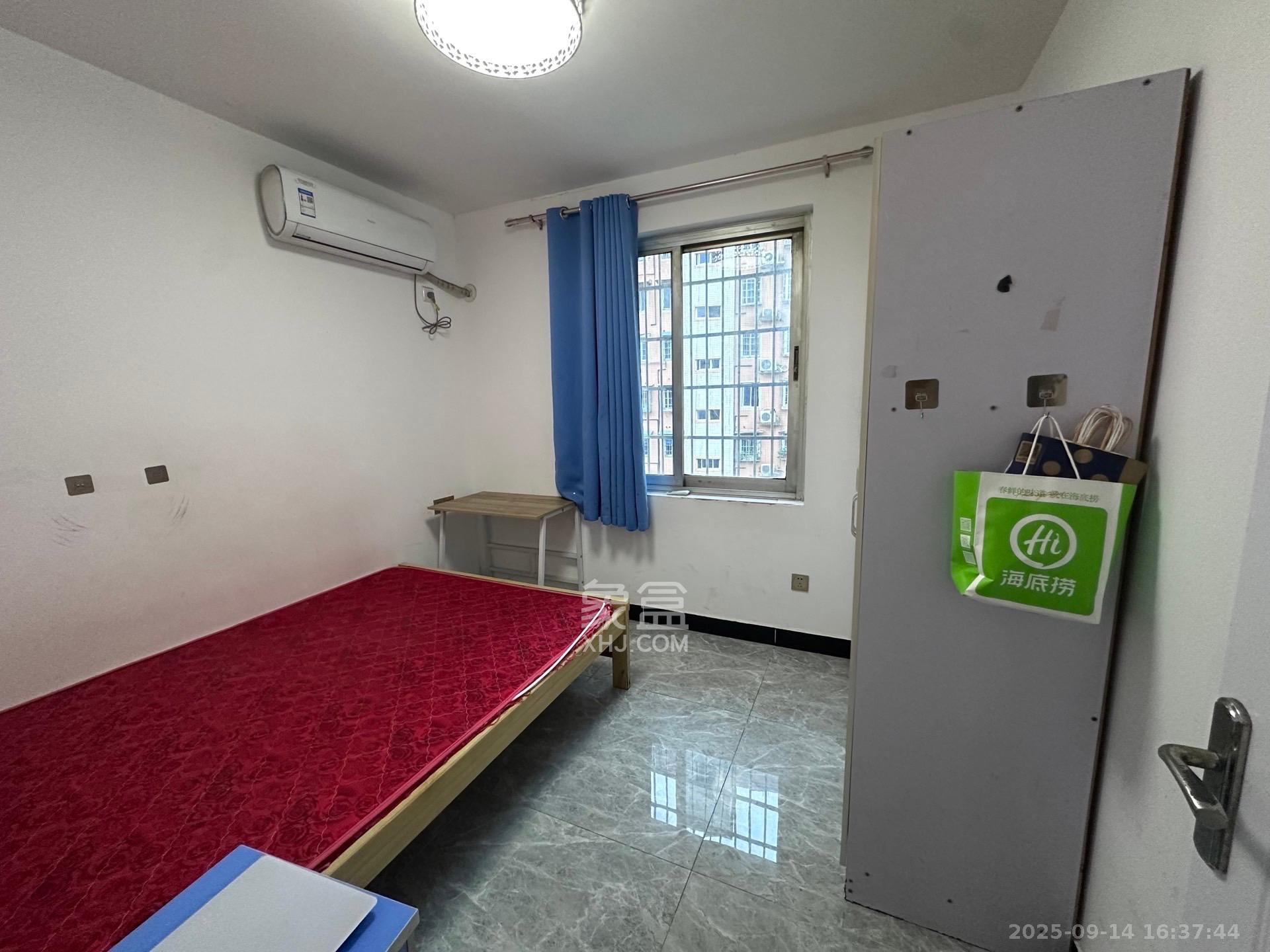 南建公寓 1室2厅2卫 1800.0元/月 南建公寓 1室2厅2卫 1800.0元/月室内图