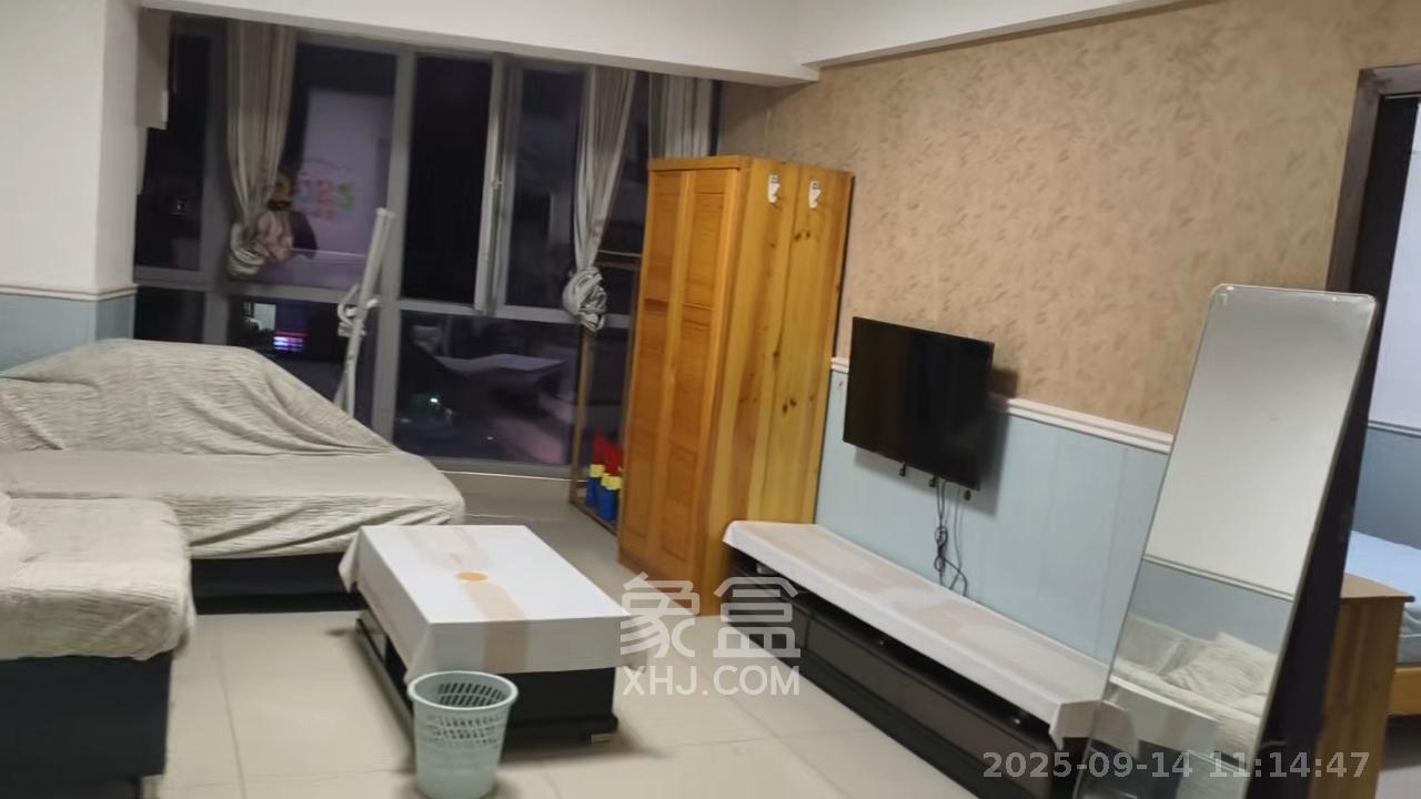 五一中央领御 2室1厅1卫 3400.0元/月 五一中央领御 2室1厅1卫 3400.0元/月室内图