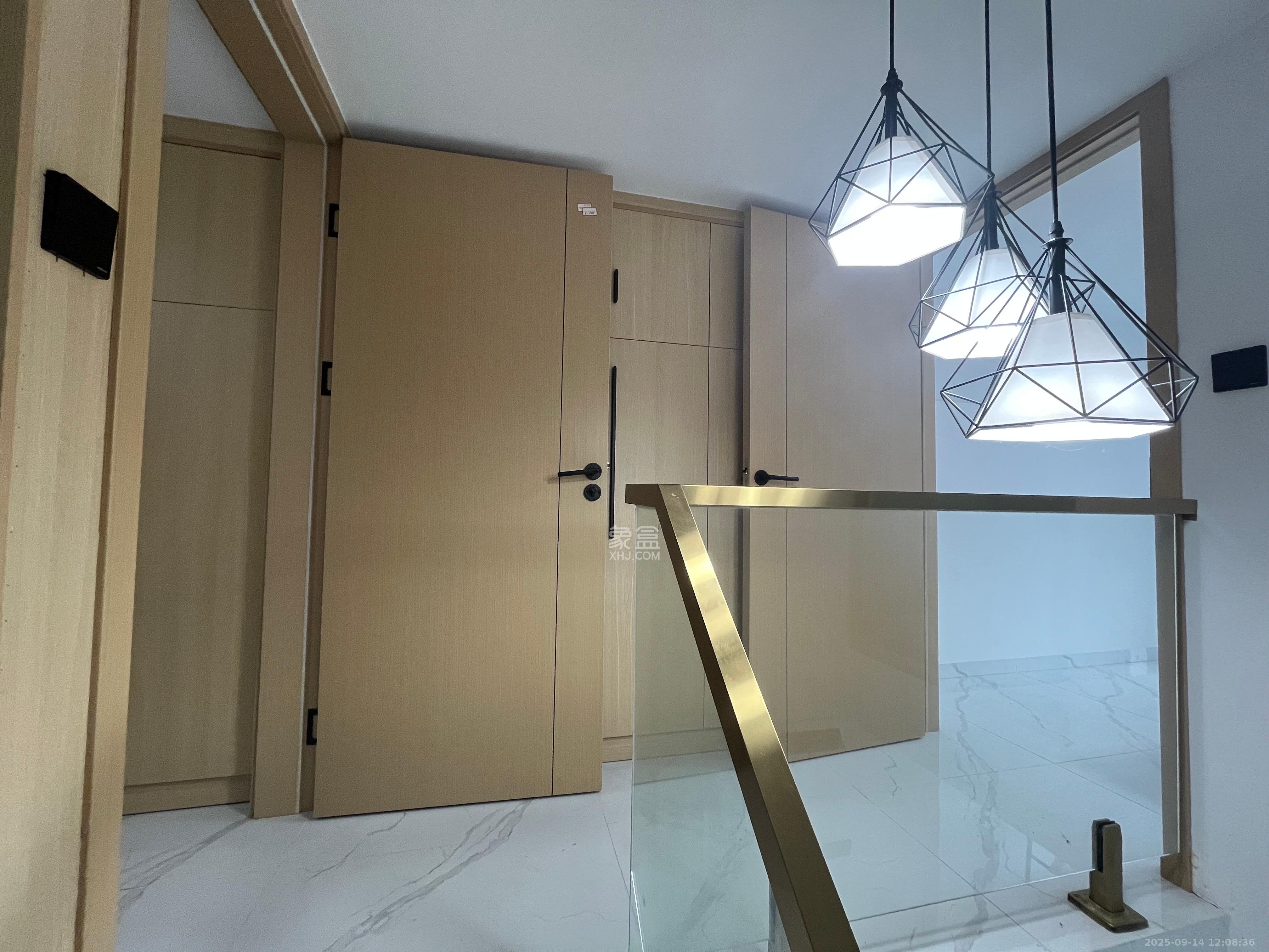 新城悦隽公园  2室1厅1卫    1600.0元/月室内图