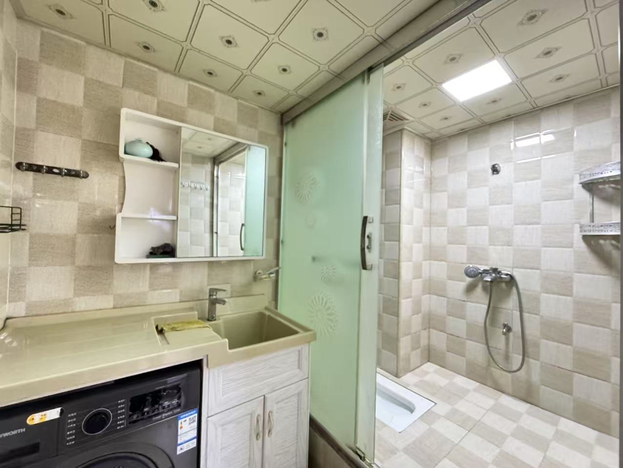 冠都现代城(冠都幸福彼岸) 1室1厅1卫 1100.0元/月 冠都现代城(冠都幸福彼岸) 1室1厅1卫 1100.0元/月室内图