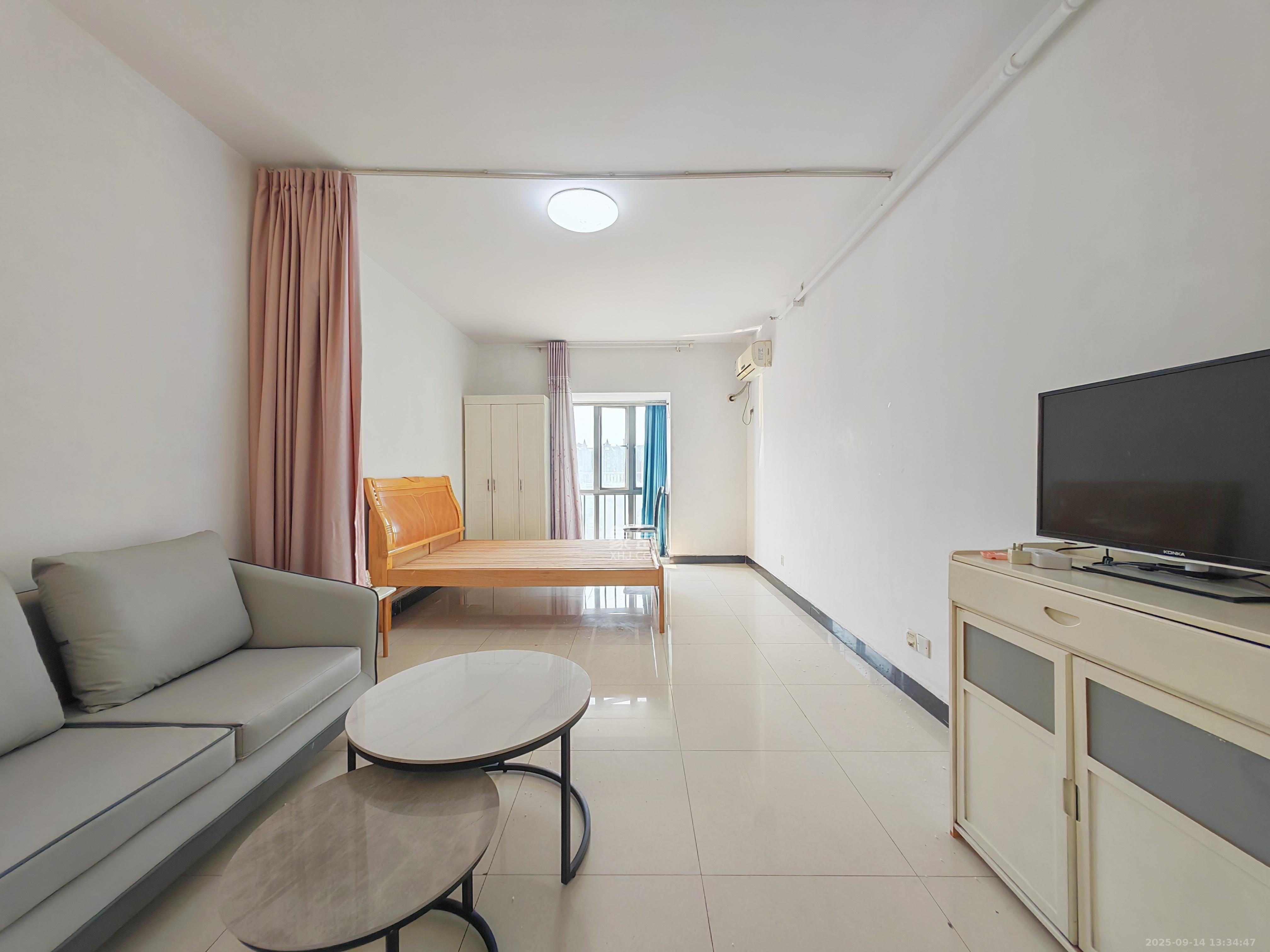 湘府东苑  1室1厅1卫    1200.0元/月 湘府东苑  1室1厅1卫    1200.0元/月室内图