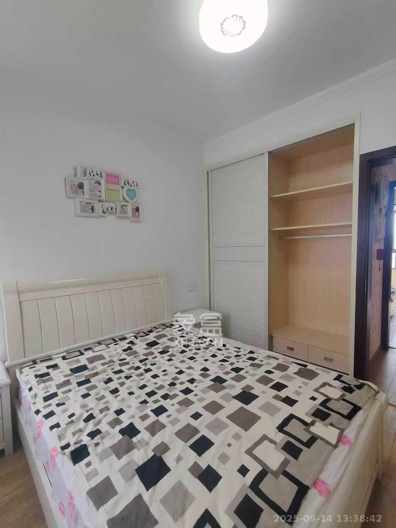 长房时代城 2室2厅1卫 2600.0元/月 长房时代城 2室2厅1卫 2600.0元/月室内图