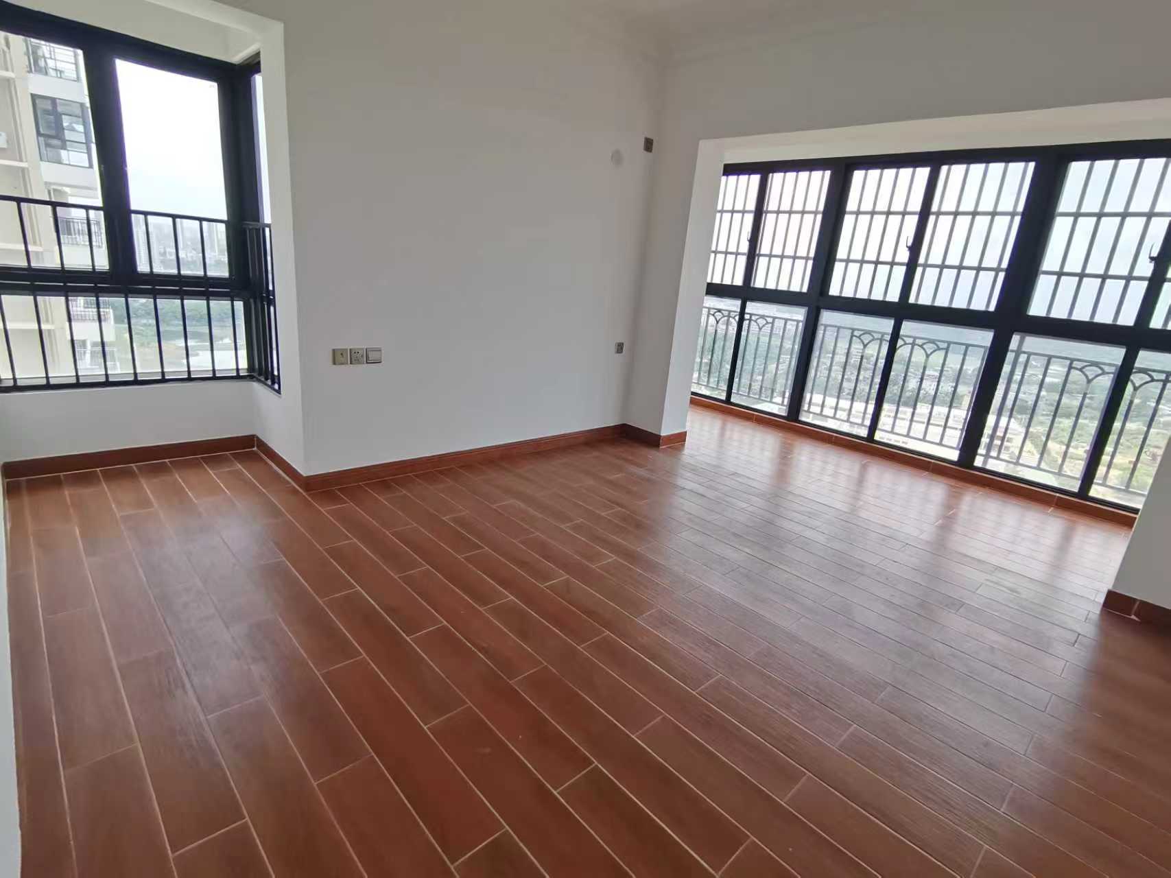 万景峰一期  3室2厅1卫    3500.0元/月 万景峰一期  3室2厅1卫    3500.0元/月室内图