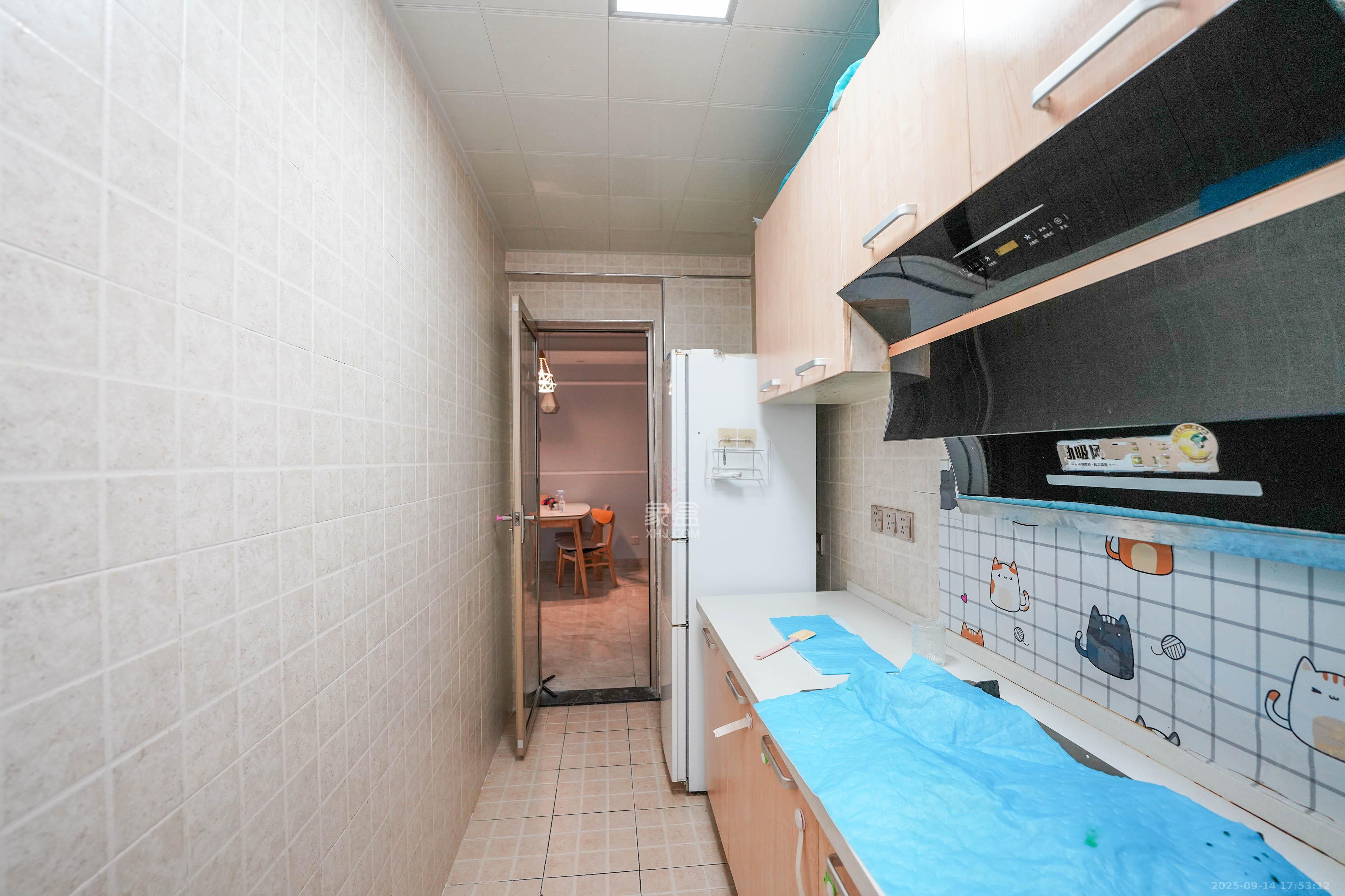 金谷豪庭  2室2厅1卫    48.0万厨房