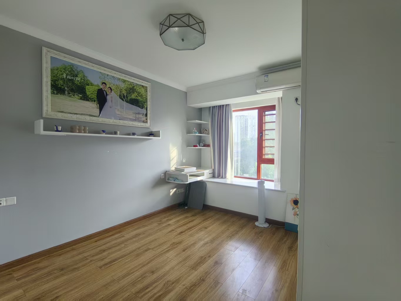 湾田和悦  3室2厅2卫    67.8万 湾田和悦  3室2厅2卫    67.8万客厅