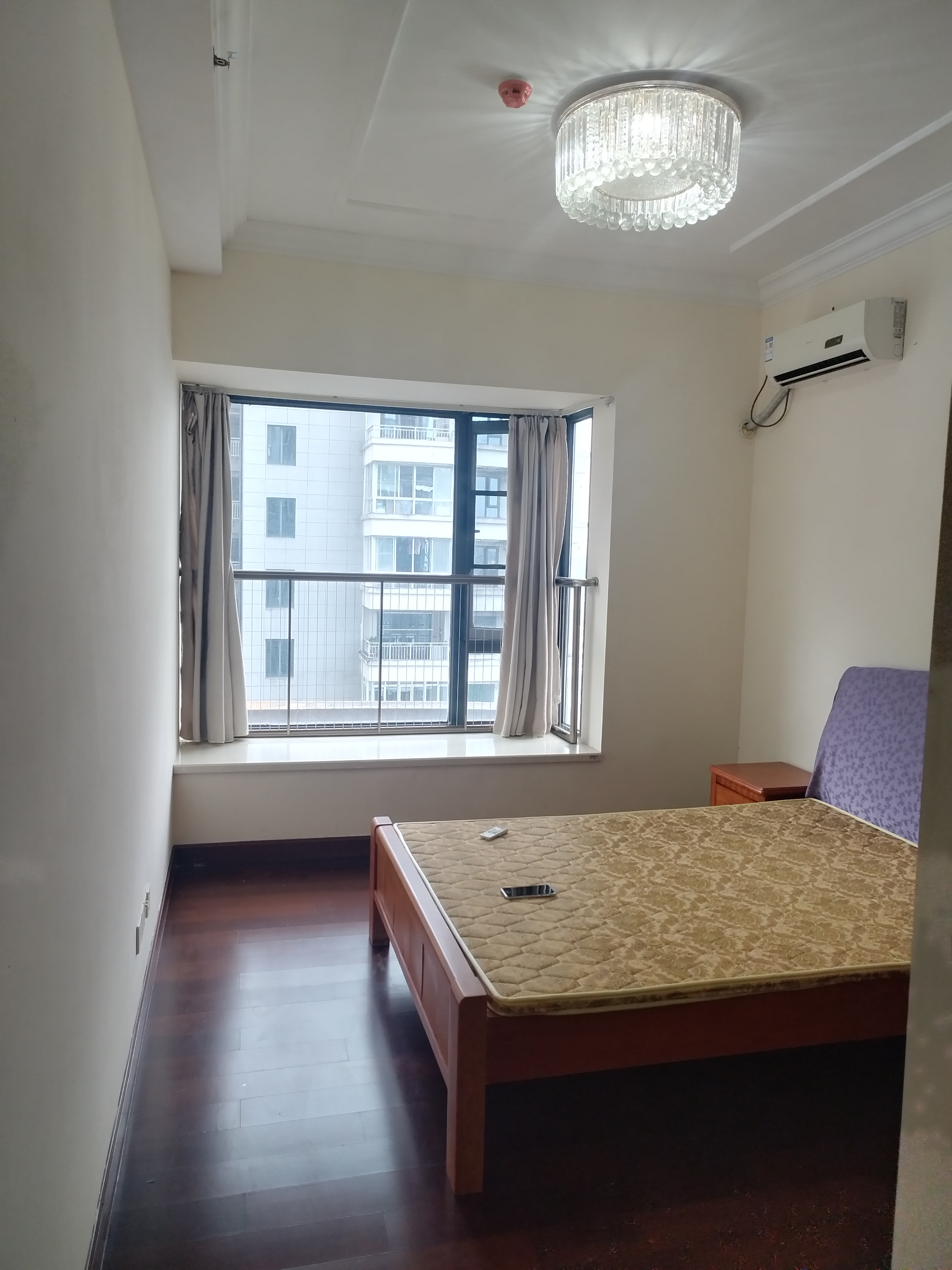 恒大海口文化旅游城 3室2厅2卫 2000.0元/月 恒大海口文化旅游城 3室2厅2卫 2000.0元/月室内图