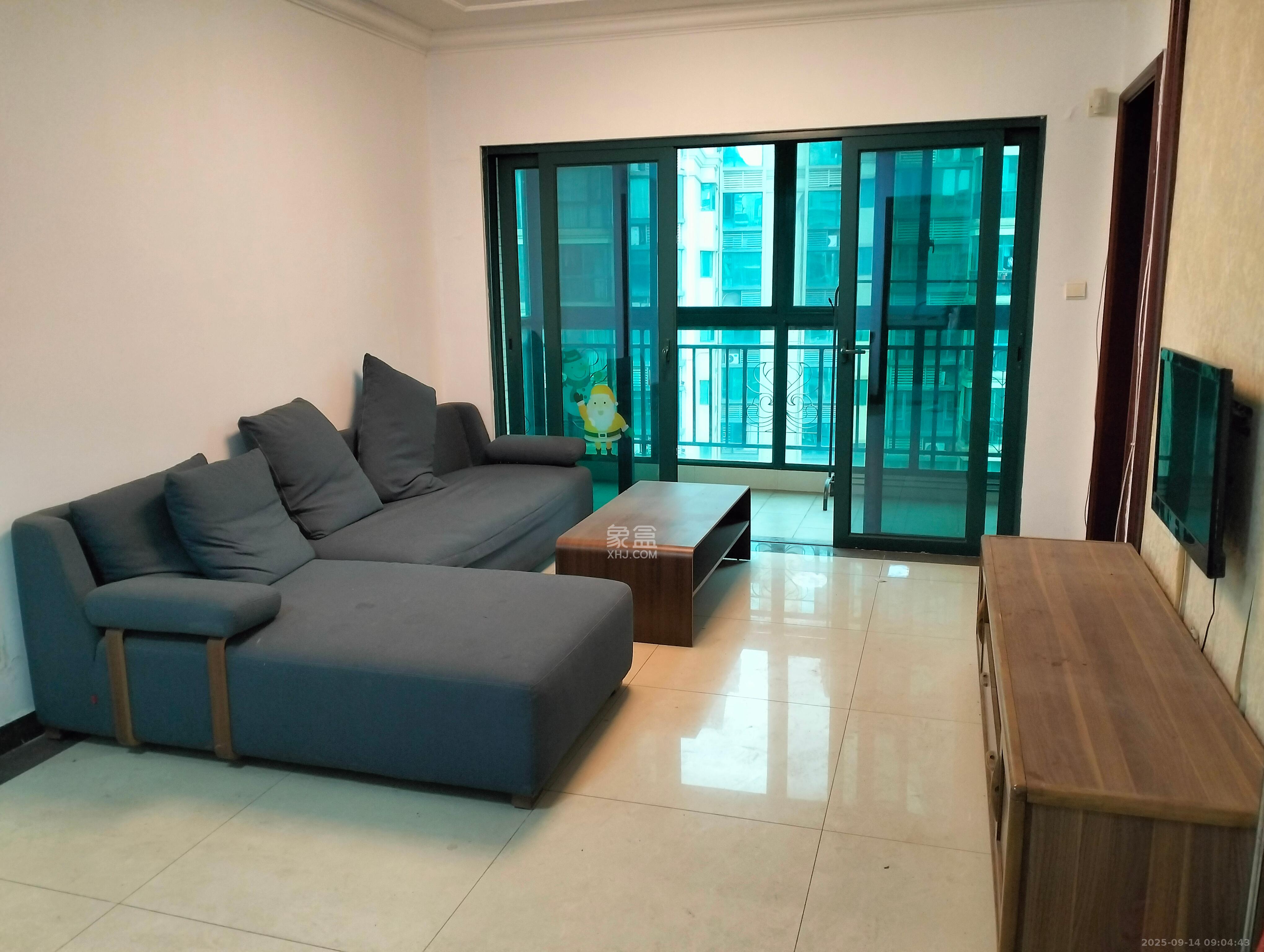 恒大华府 3室2厅1卫 2200.0元/月 恒大华府 3室2厅1卫 2200.0元/月室内图