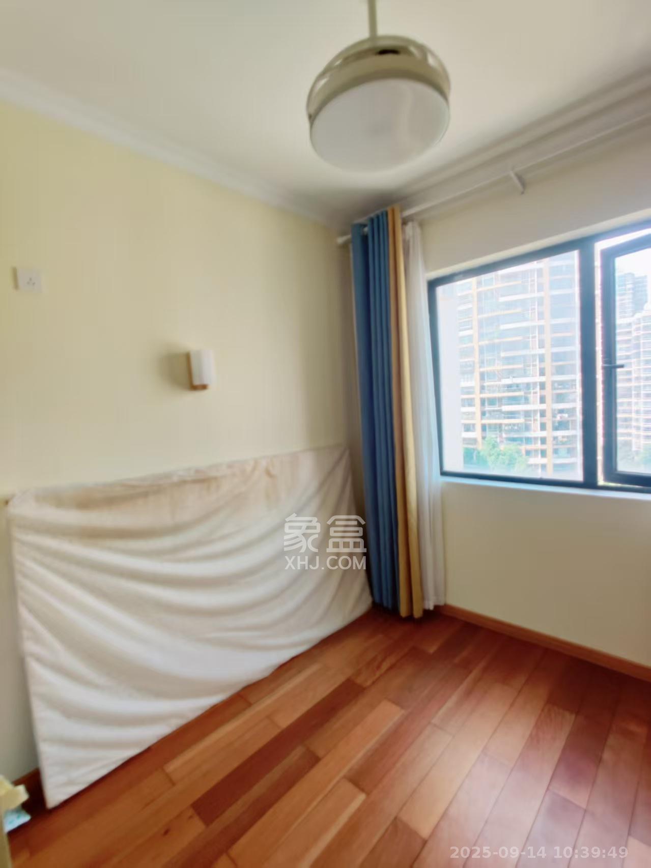 勤诚达境界城  3室2厅2卫    2400.0元/月 勤诚达境界城  3室2厅2卫    2400.0元/月室内图