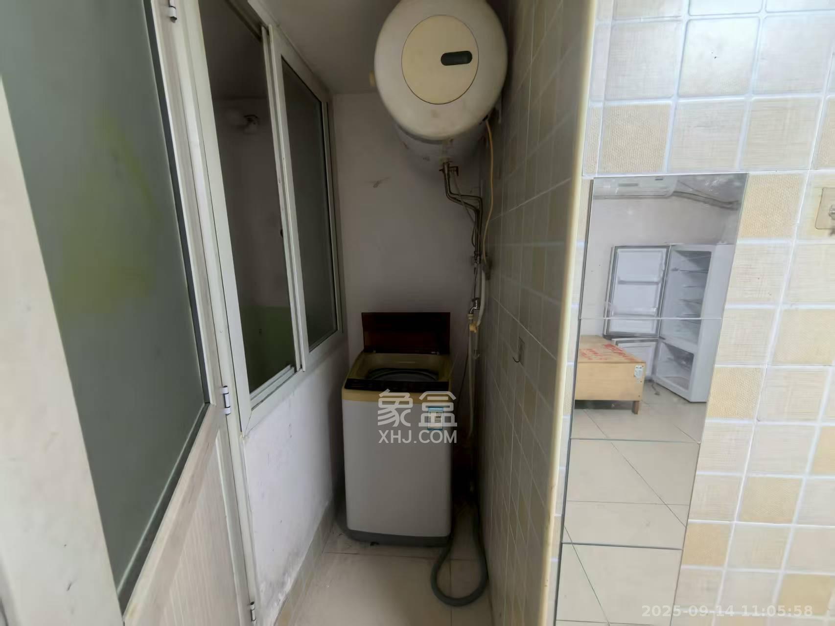 恩瑞麓山名园（龙王港小区）  2室1厅1卫    900.0元/月室内图